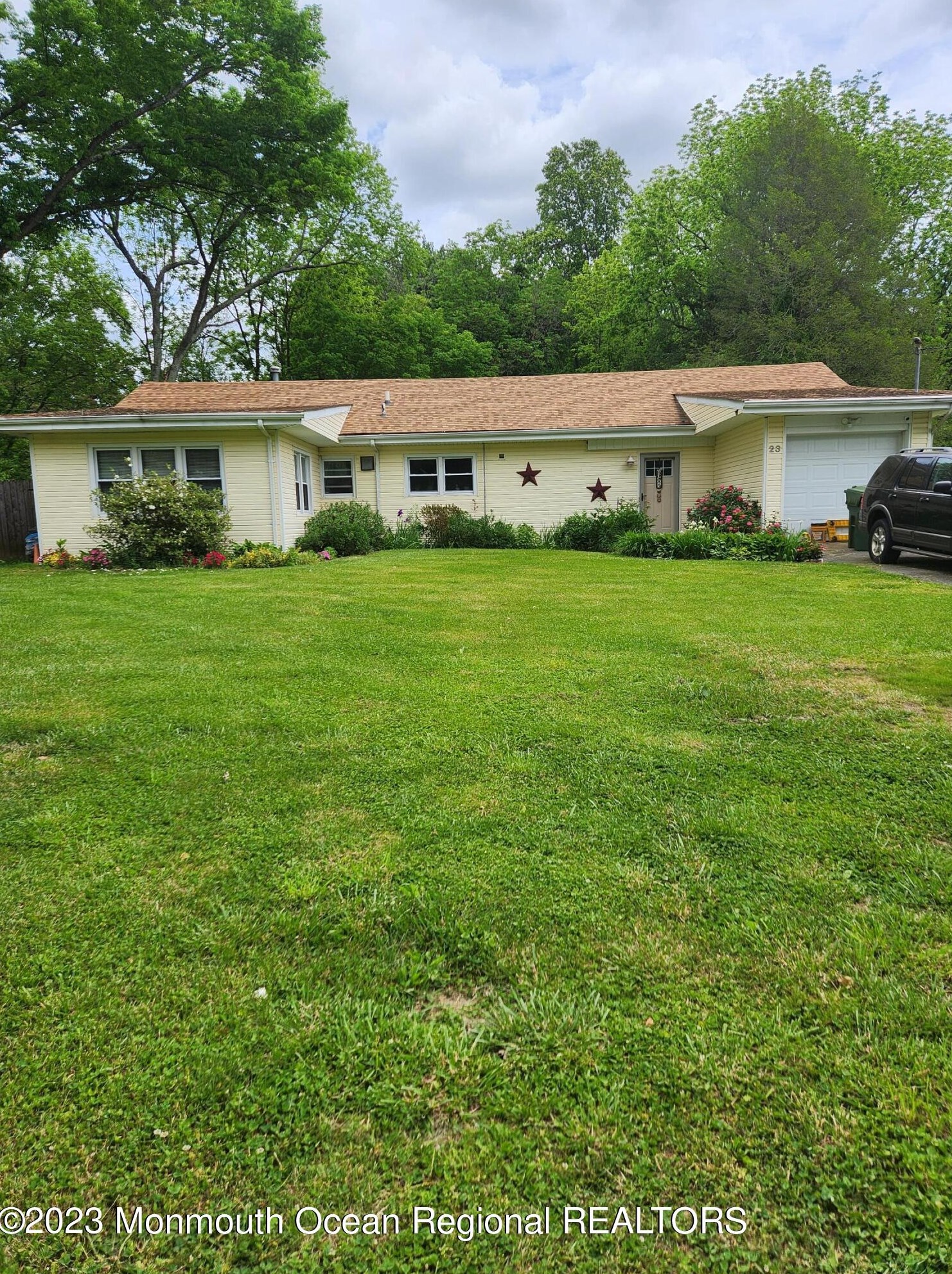 23 N Rochdale Ave, Roosevelt, NJ 08555