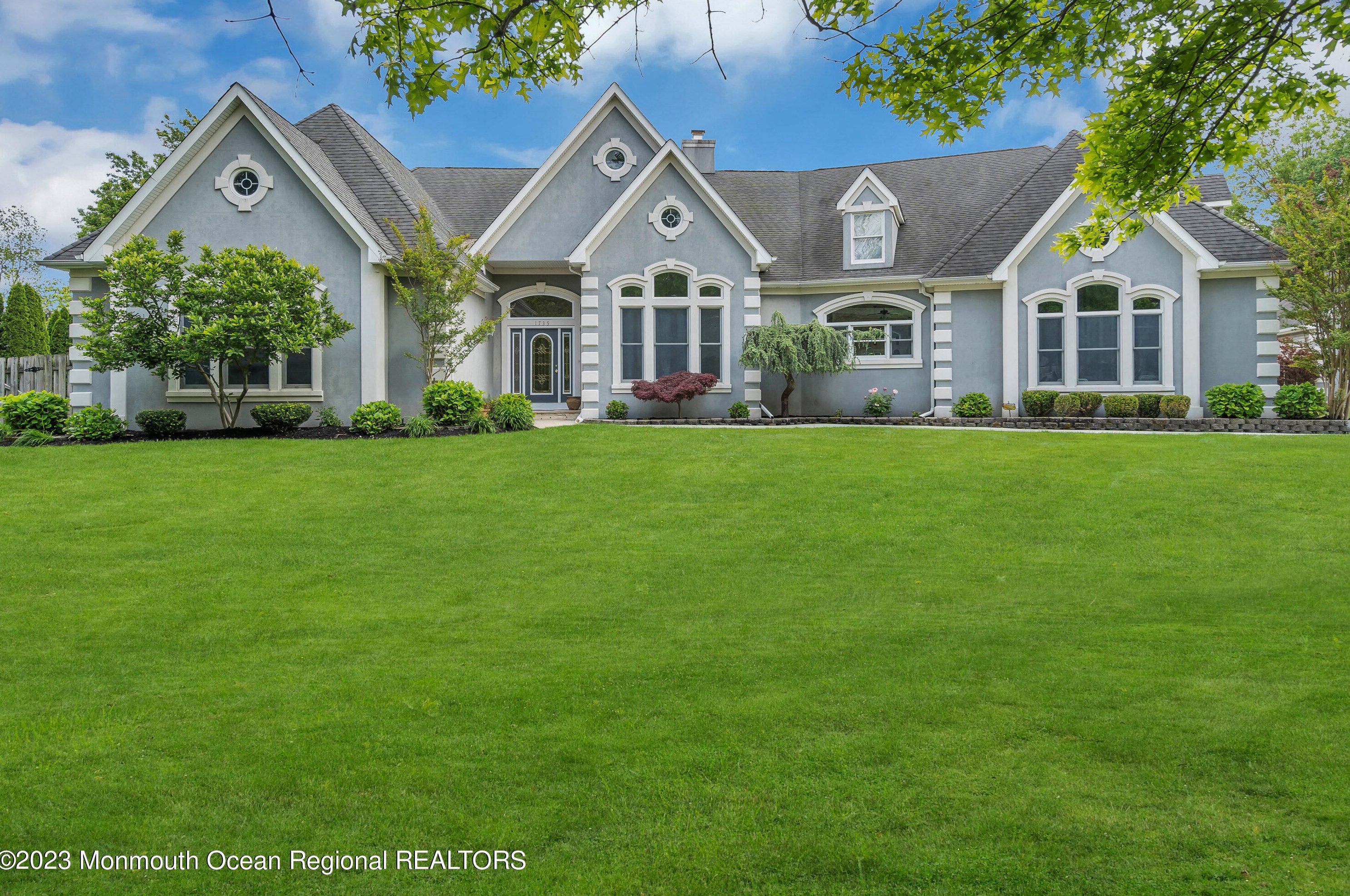 1735 Cathedral Ct, Toms River, NJ 08755-2183