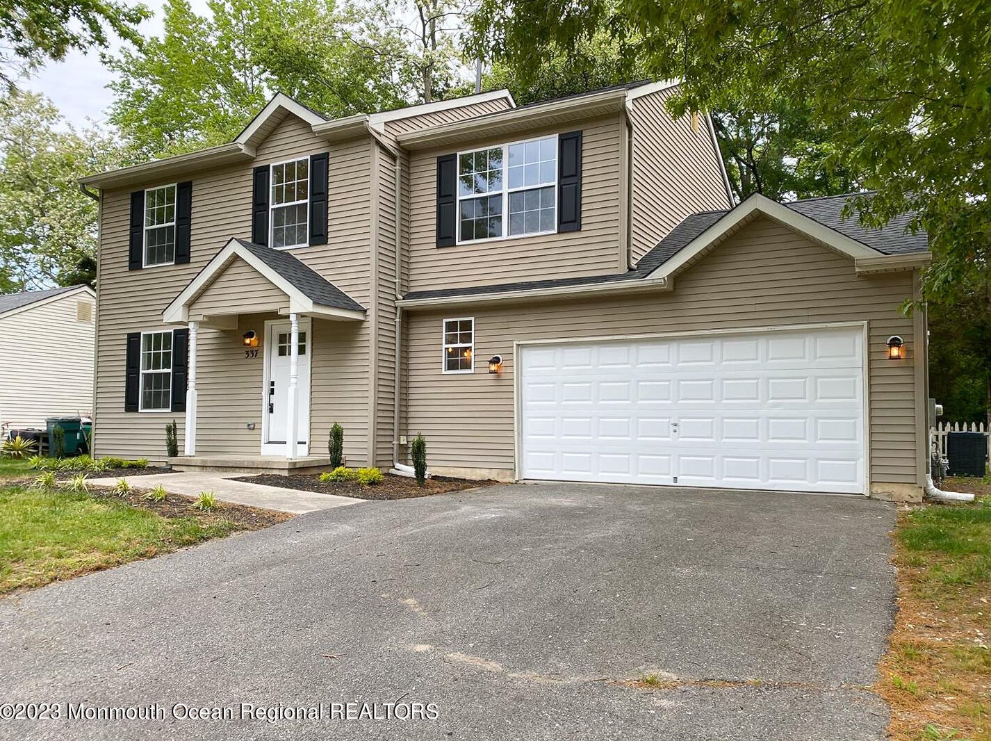 337 Harbourtown Blvd, Tuckerton, NJ 08087
