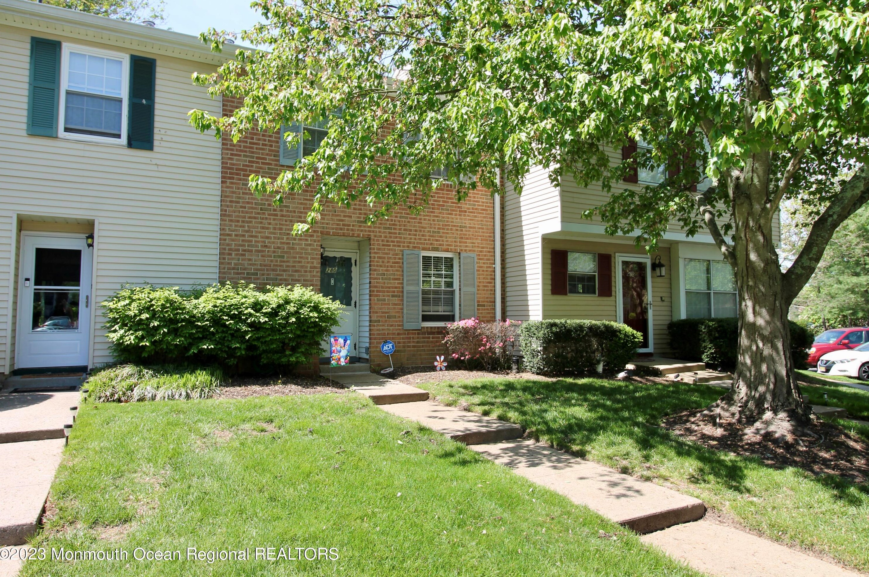 280 Palombi Ct #280, East Brunswick, NJ 08816