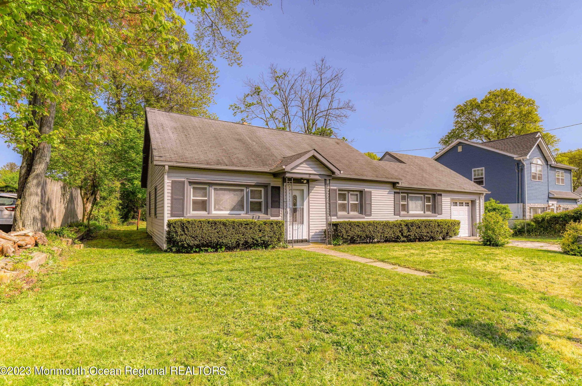 8 Olive St, Wall Township, NJ 07753