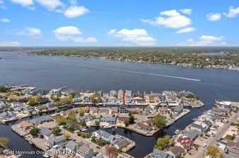 111 Sandy Island Dr, Bricktown, NJ 08723