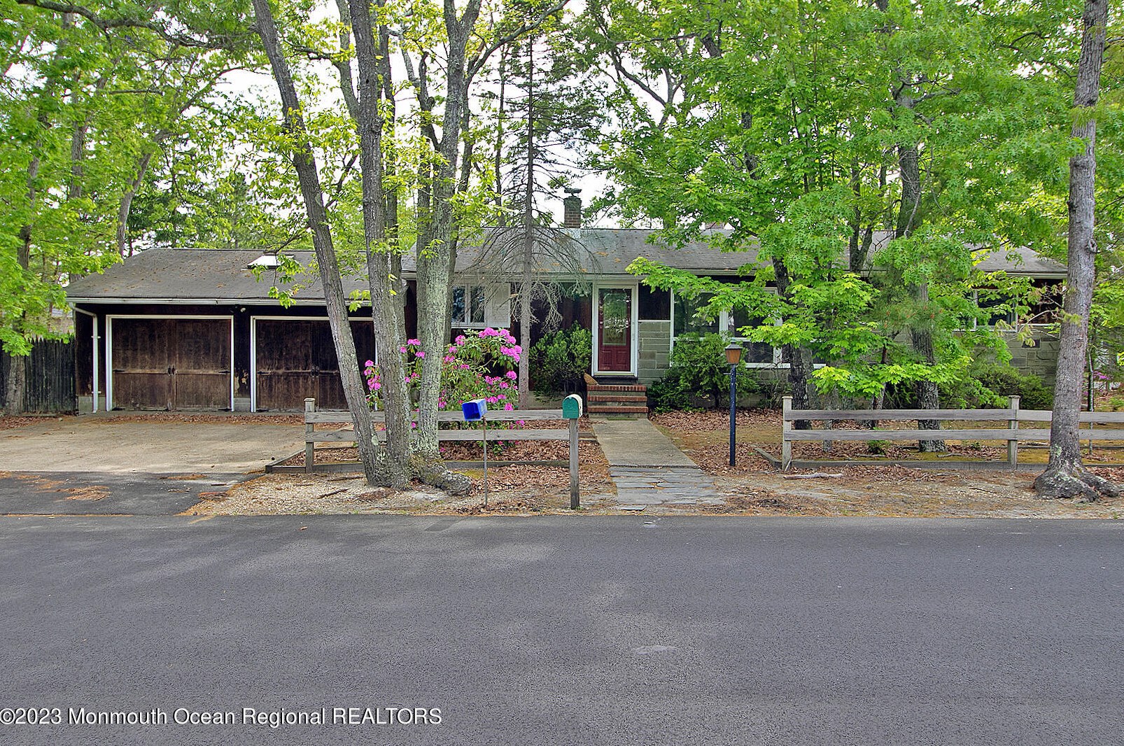 731 Alpine St, Lacey, NJ 08731
