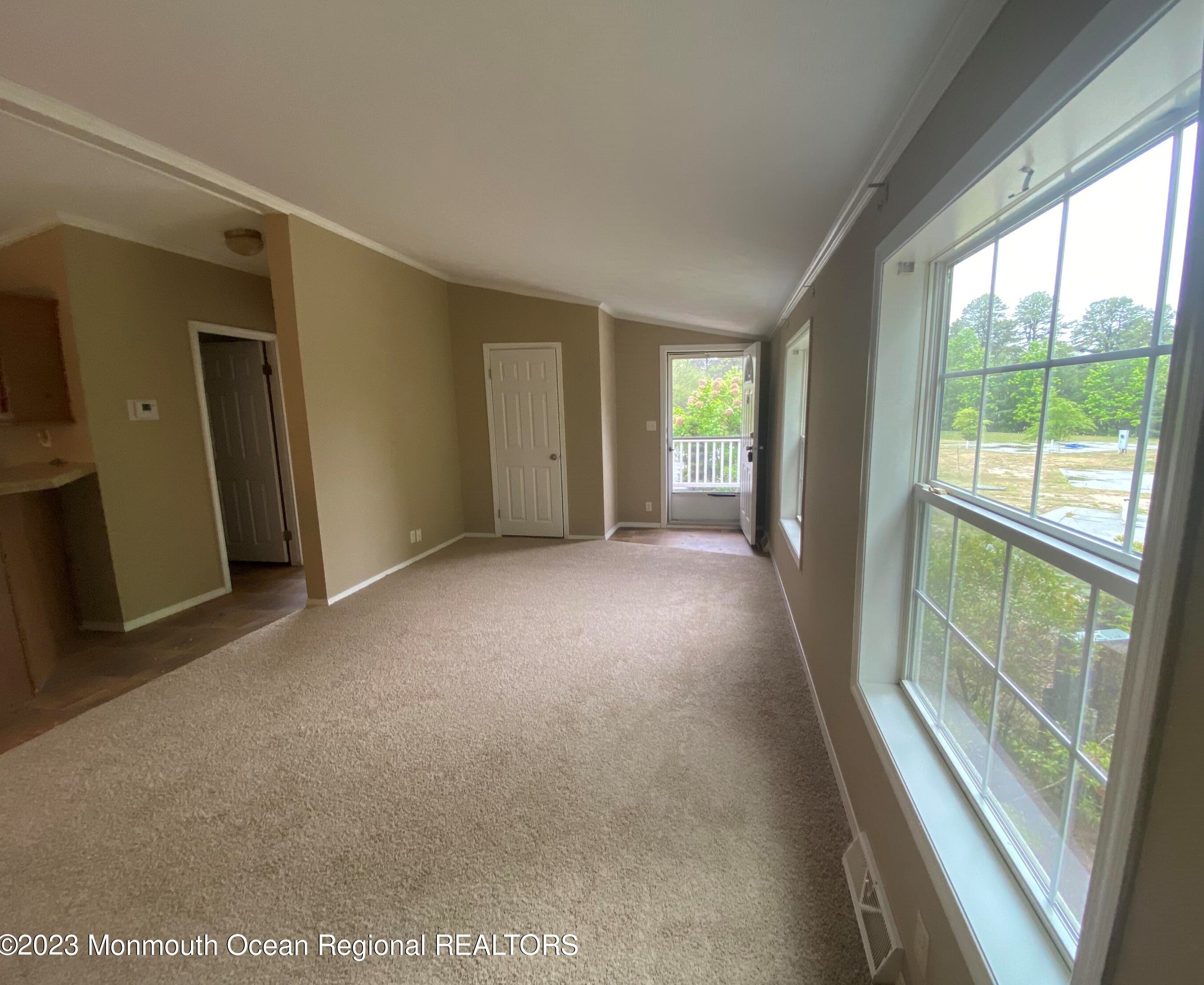 20 Maple Tree Ct, Cedar Bonnet Island, NJ 08050