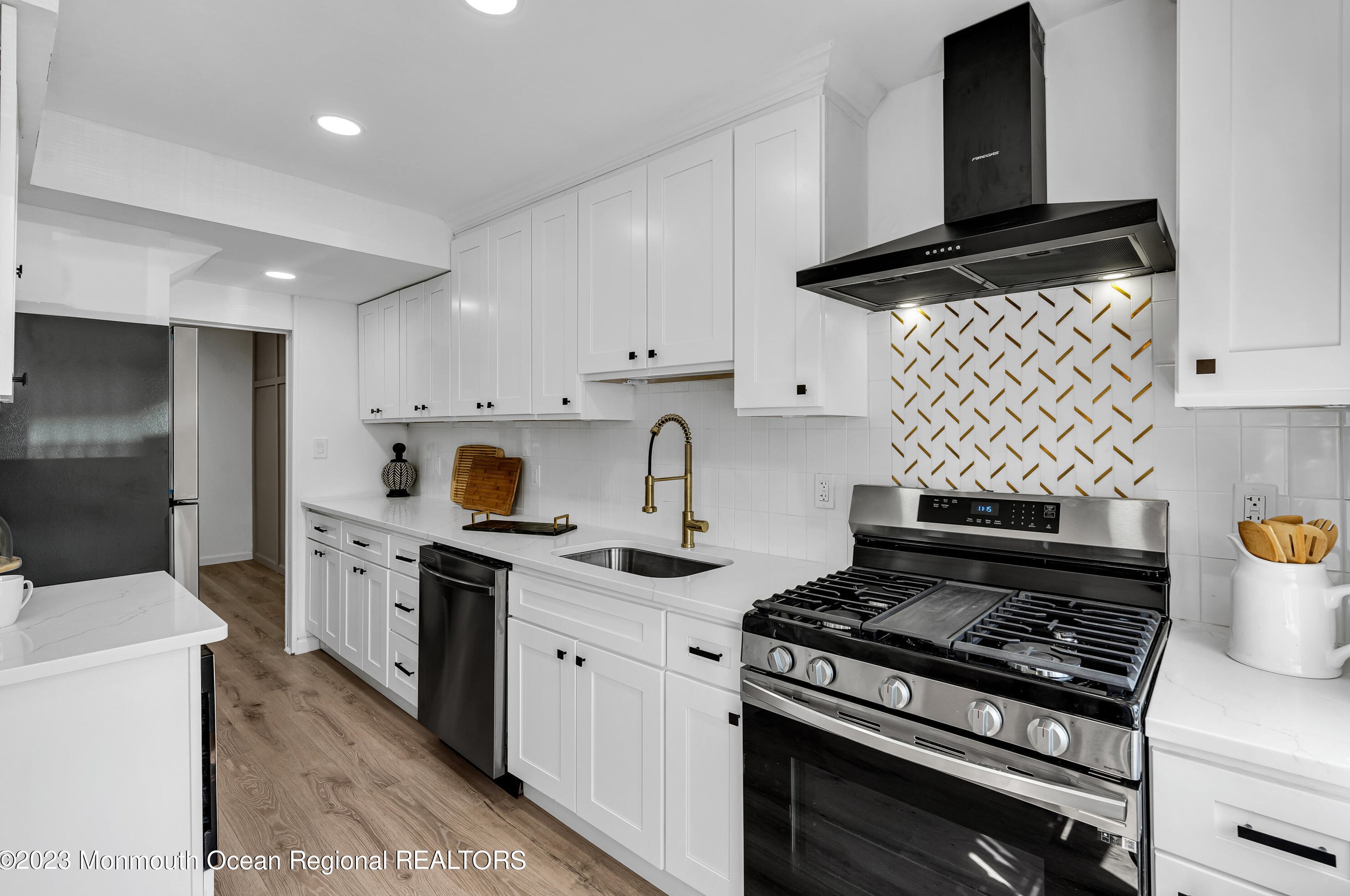 105 Belshaw Ave, Tinton Falls, NJ 07724