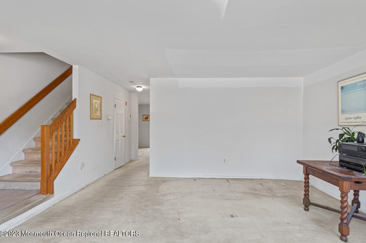 131 Westchester Dr, Tuckerton NJ  08087-3015 exterior