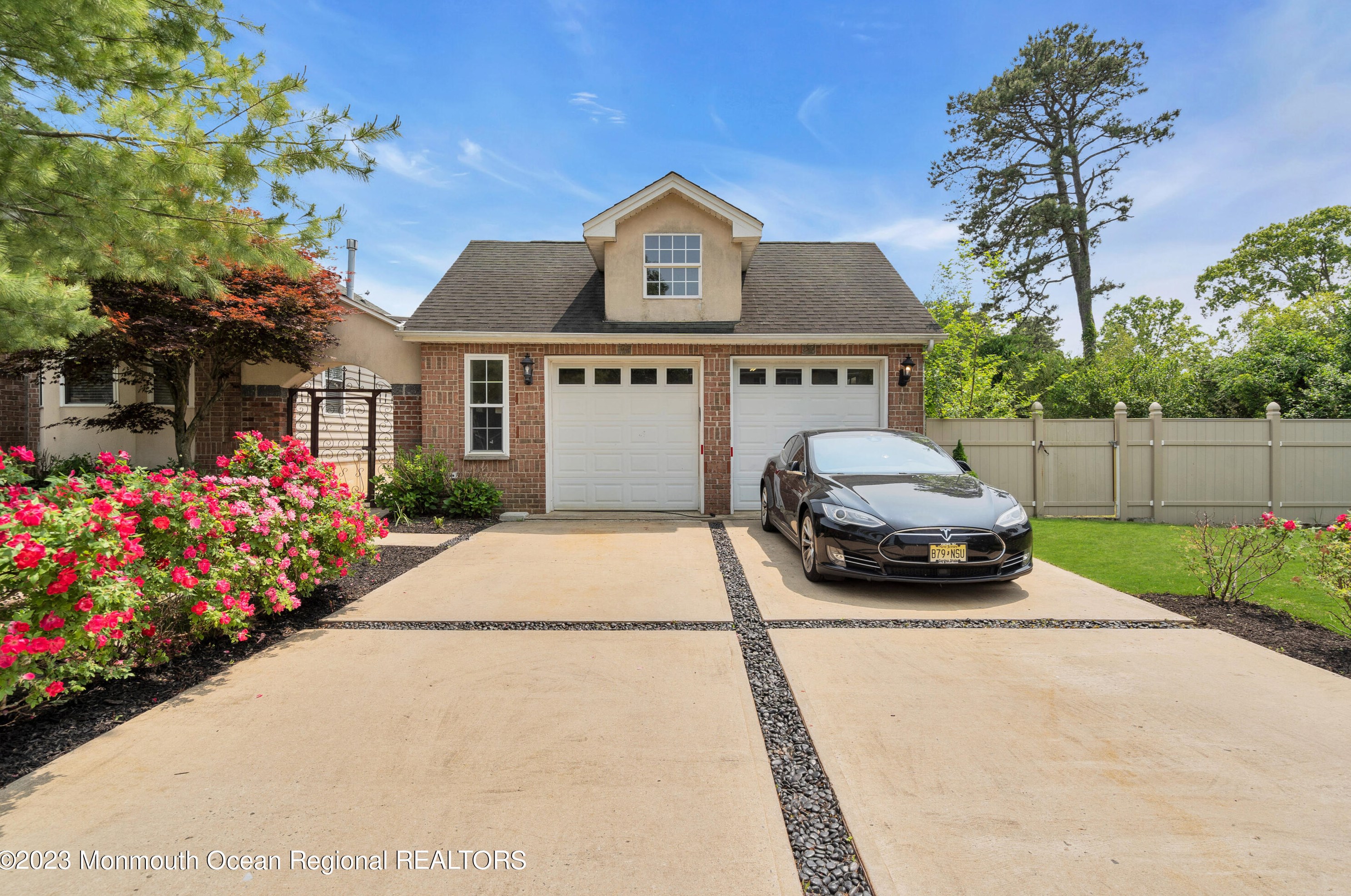 716 11th Ave, Toms River NJ  08757-1741 exterior
