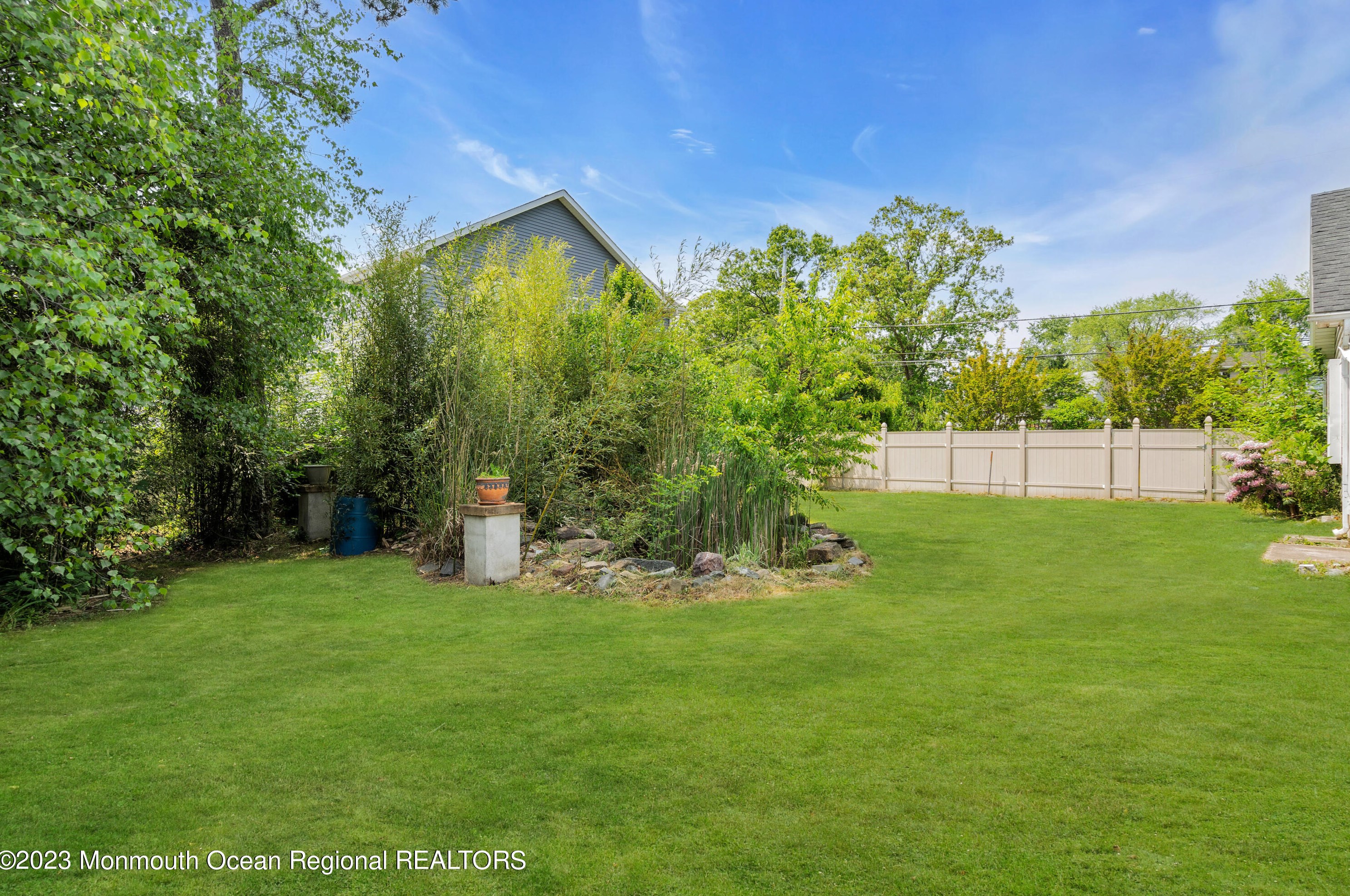 716 11th Ave, Toms River NJ  08757-1741 exterior