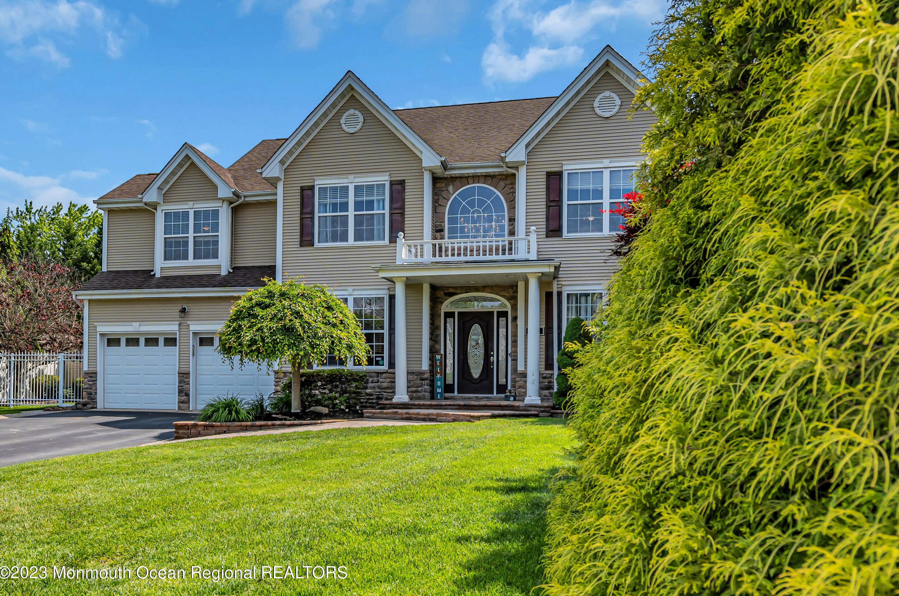 110 Nobility Ct, Toms River, NJ 08755