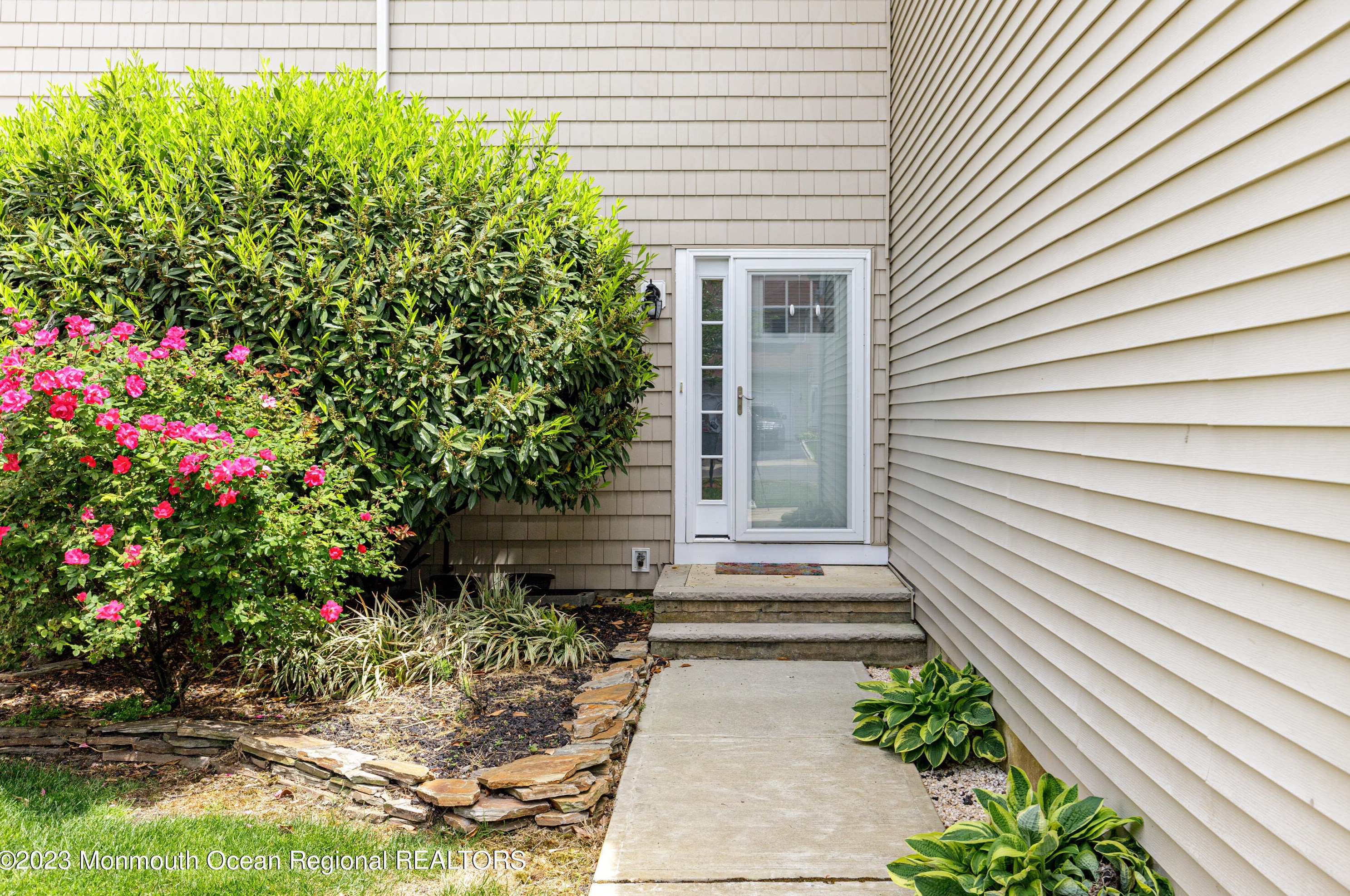 45 Sailors Quay Dr S #803, Bricktown, NJ 08723