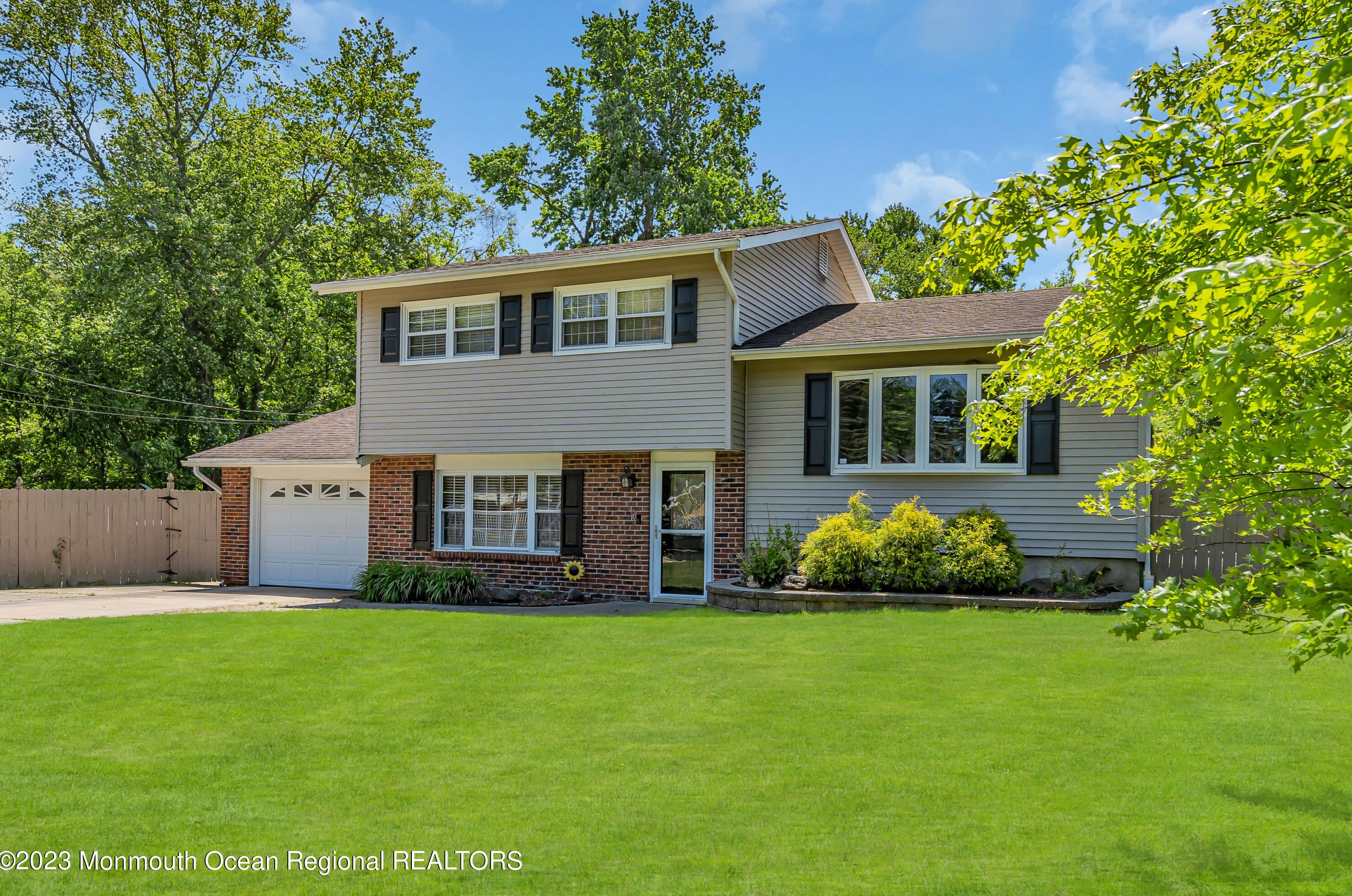 6 Alabama Ct, Jackson Twp, NJ 08527