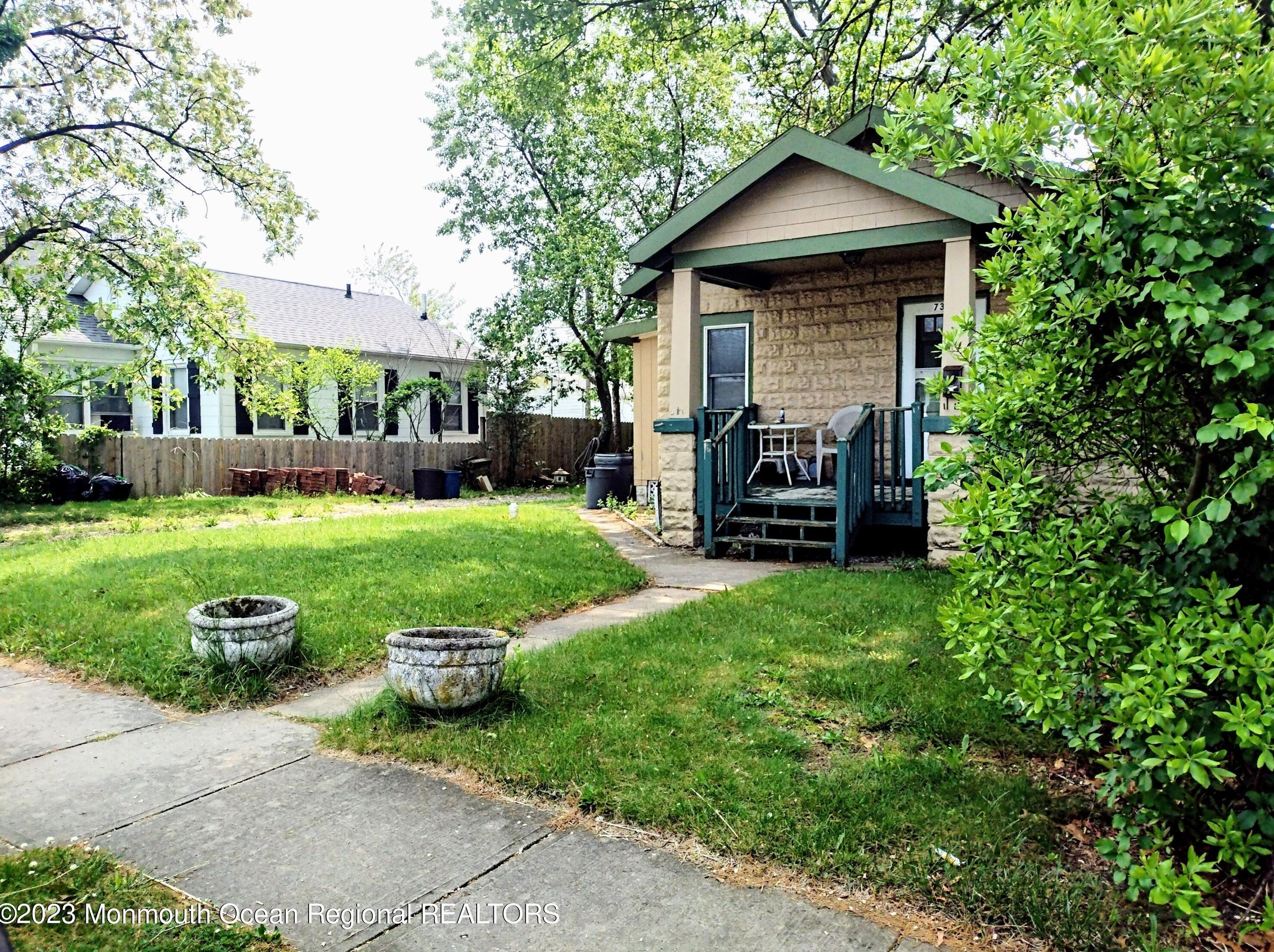 733 20th Ave, Belmar, NJ 07719