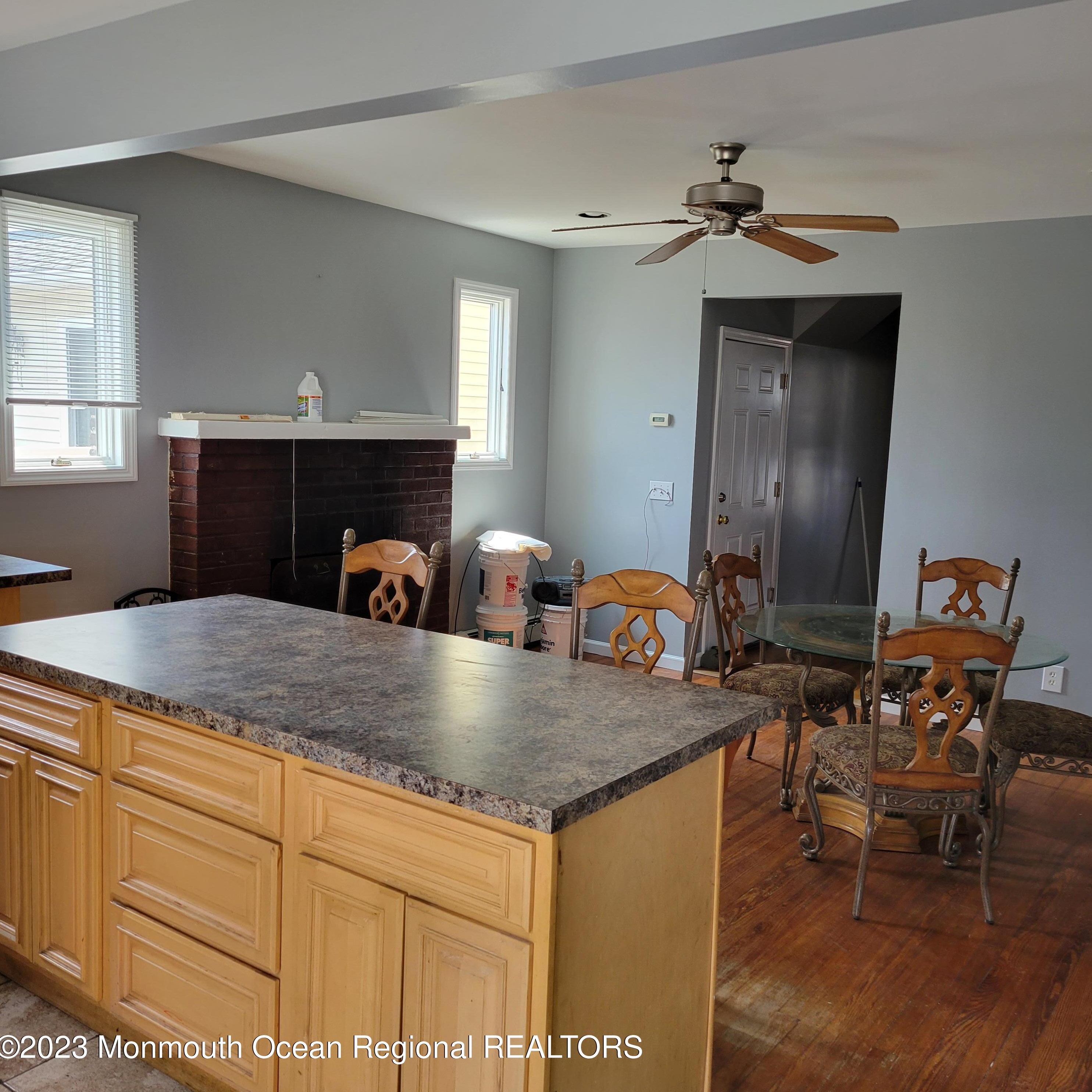 207 Broadway #1, Keyport, NJ 07735