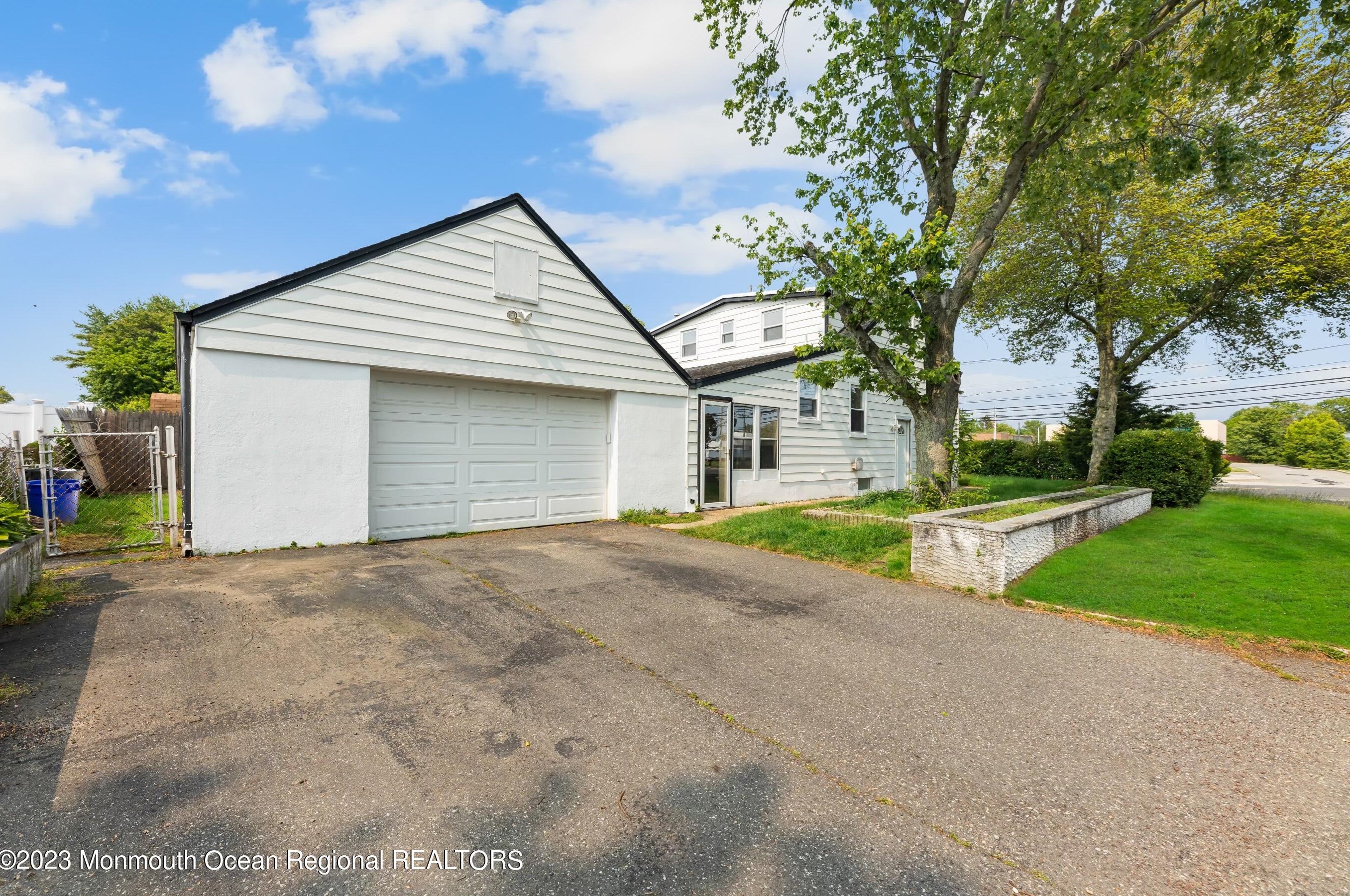 181 Summerhill Rd, Spotswood, NJ 08884