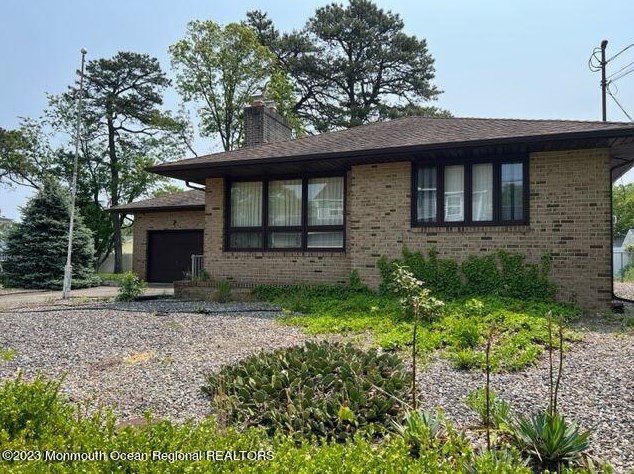 845 Halliard Ave, Beachwood, NJ 08722