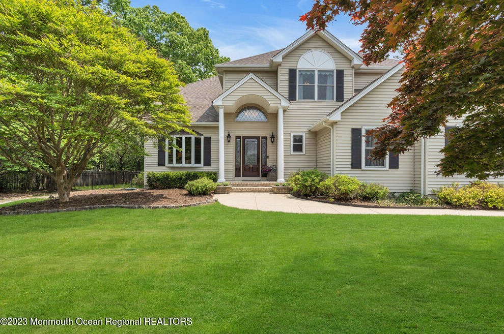 38 Highland Dr, Jackson Twp, NJ 08527