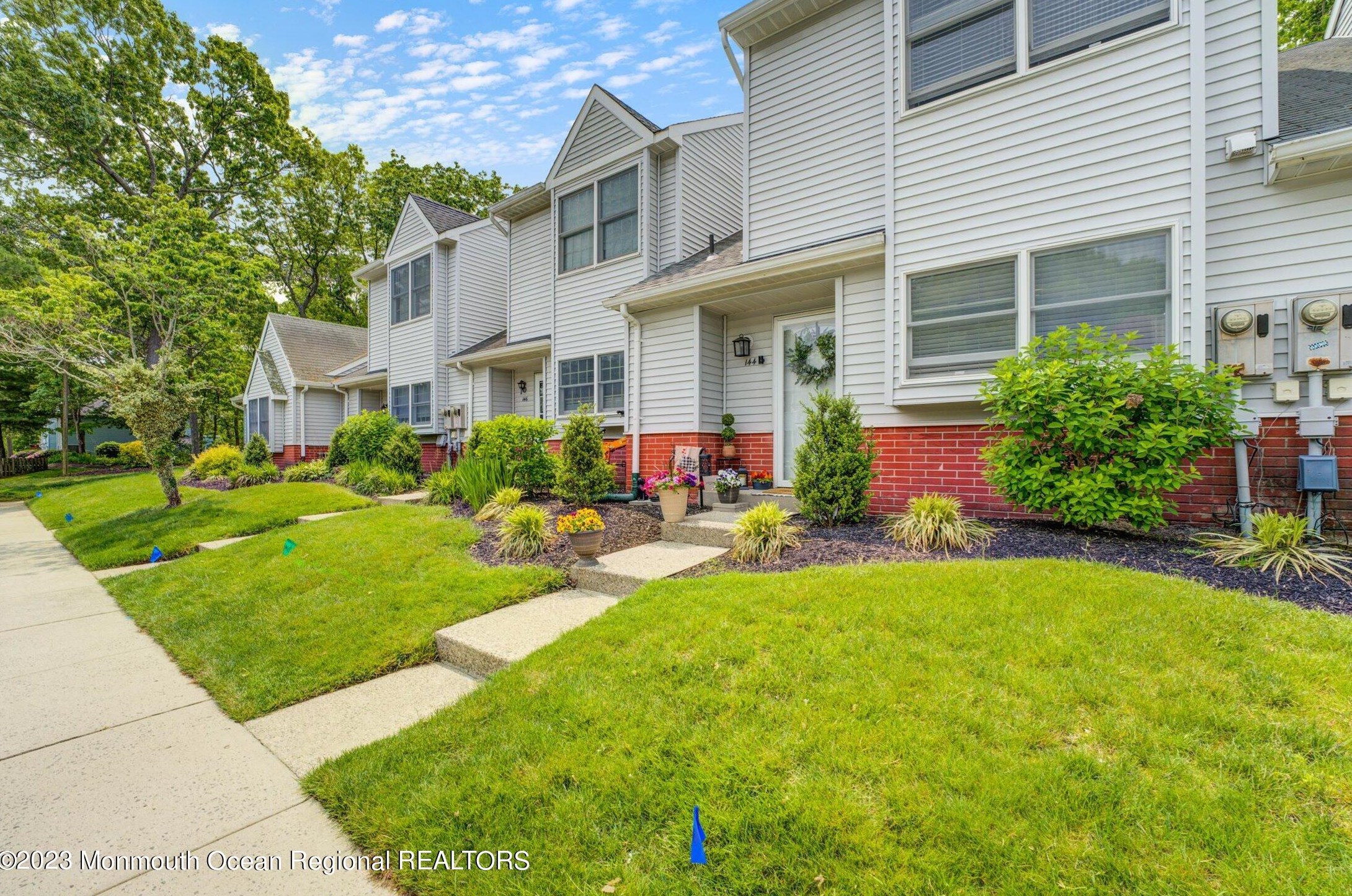 144 Westchester Dr, Tuckerton NJ  08087-3016 exterior