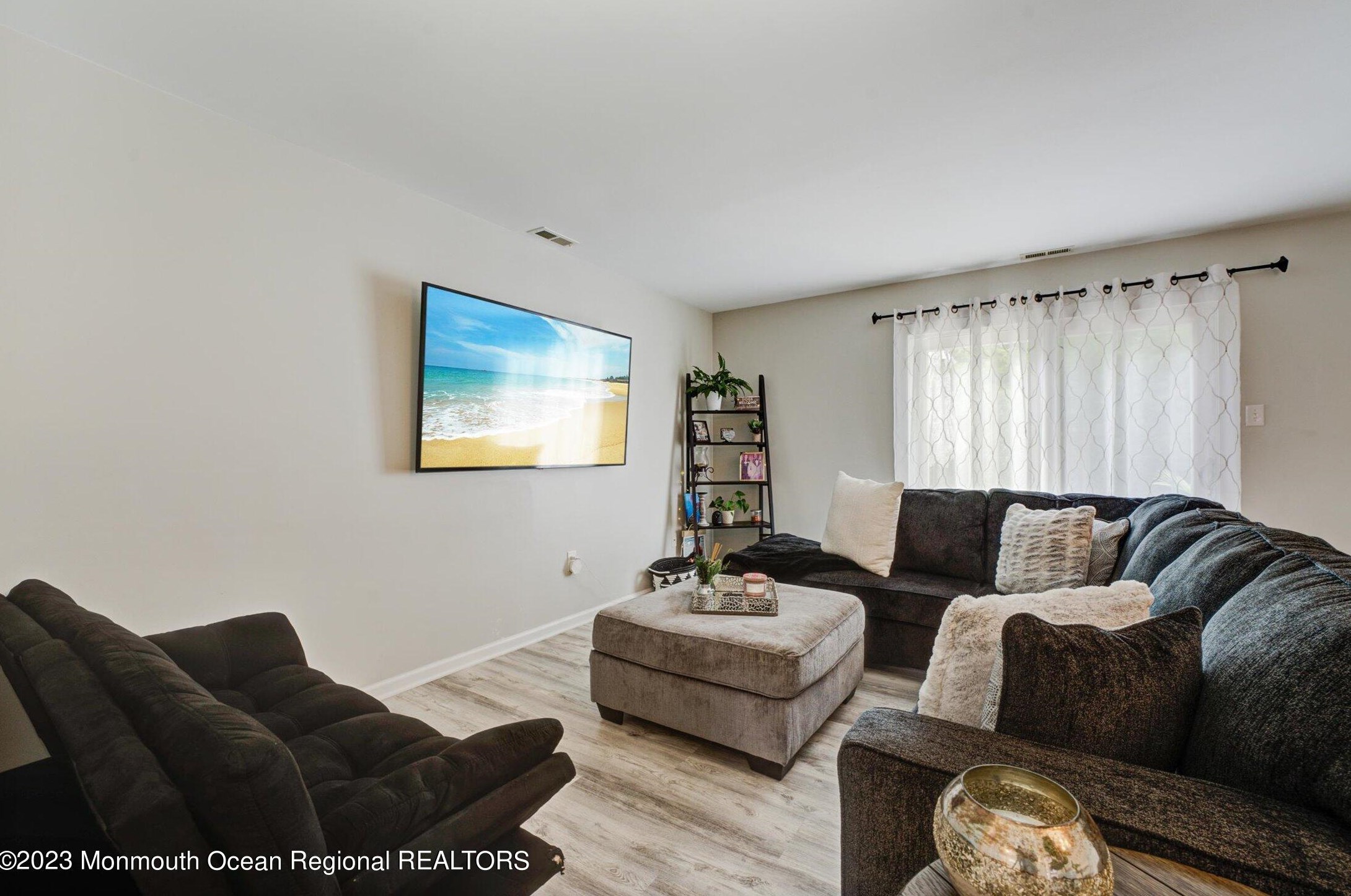 144 Westchester Dr, Tuckerton NJ  08087-3016 exterior