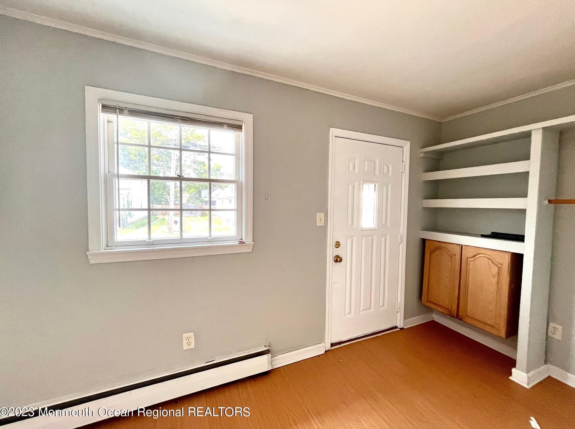 76 Pineview Ave, Ideal Beach, NJ 07734