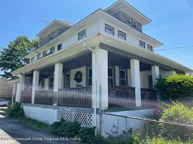 162 Ridge Ave, Tinton Falls, NJ 07712