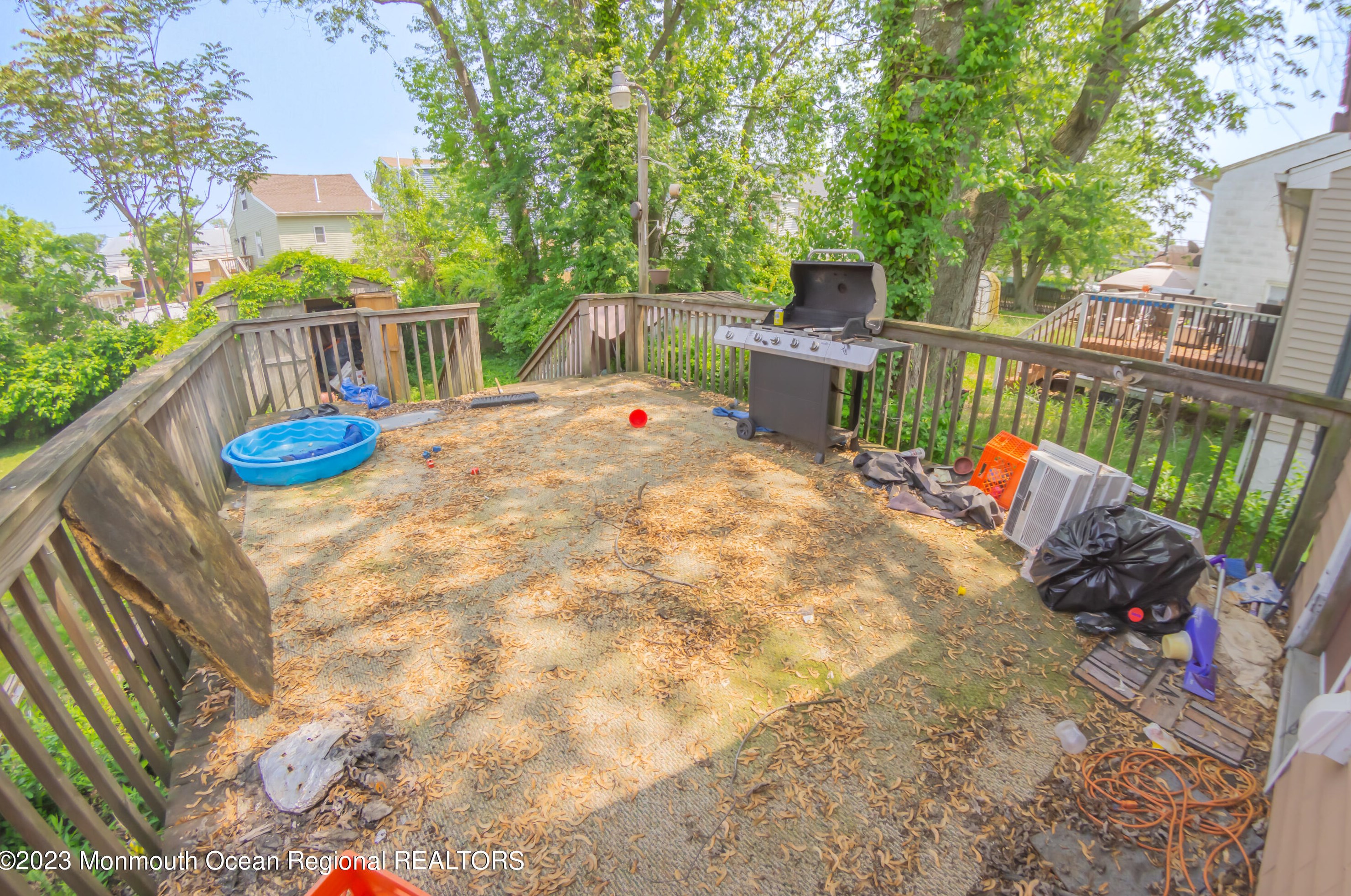 34 Myrtle Ave, Ideal Beach NJ  07734-1546 exterior