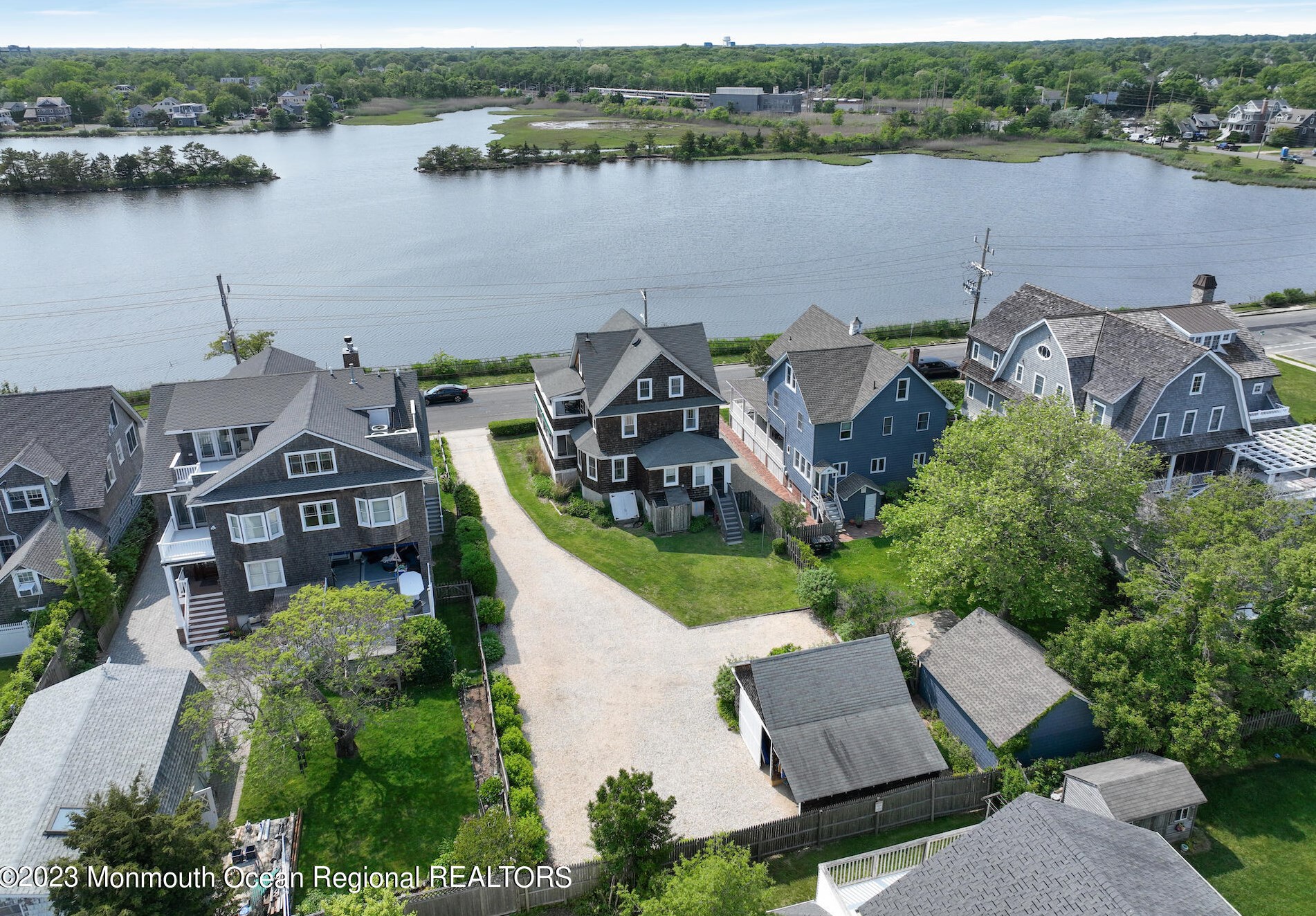 317 Lake Ave, Point Pleasant Beach, NJ 08742