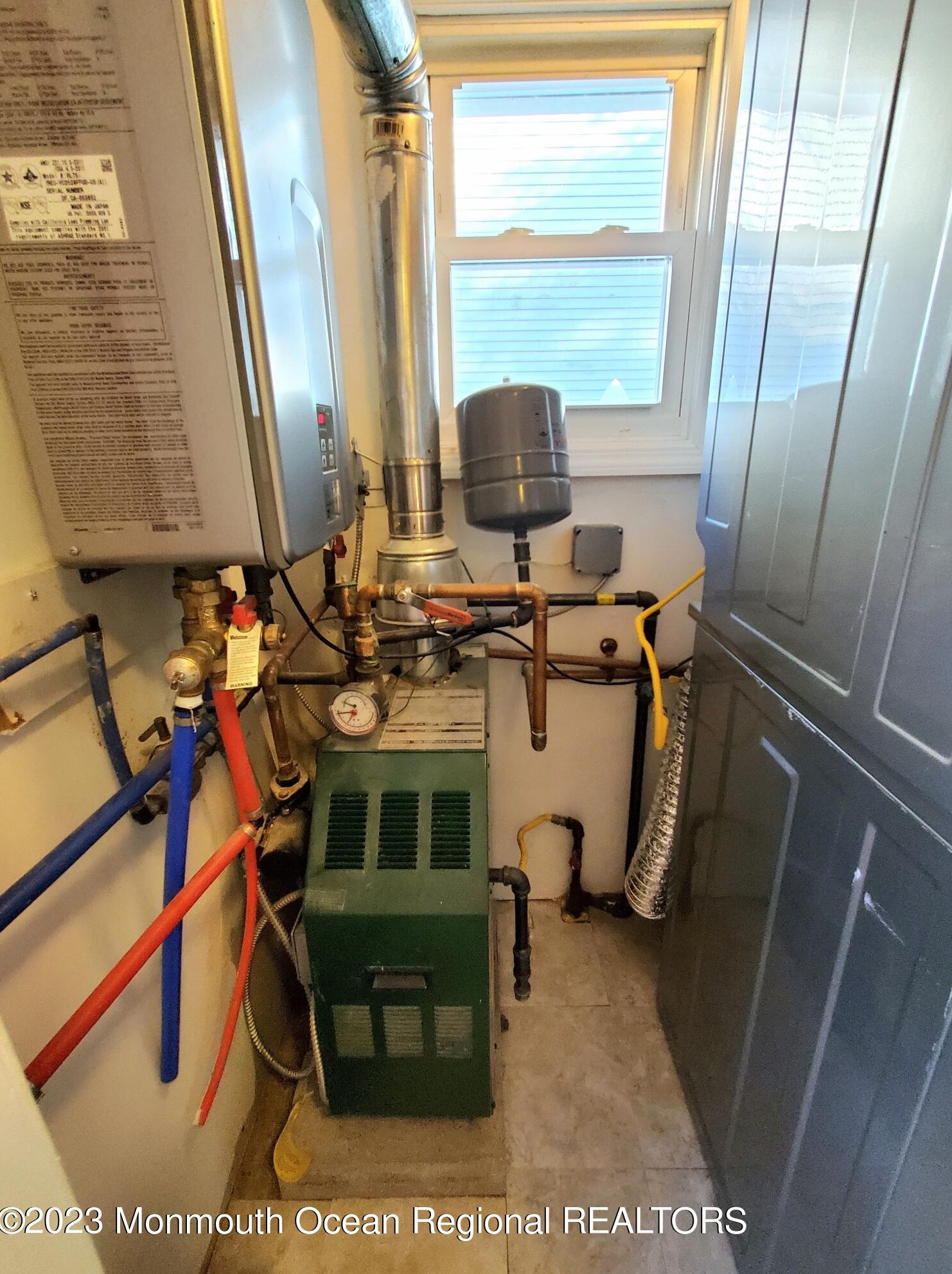 14 Walters St, Ideal Beach NJ  07734-1320 exterior