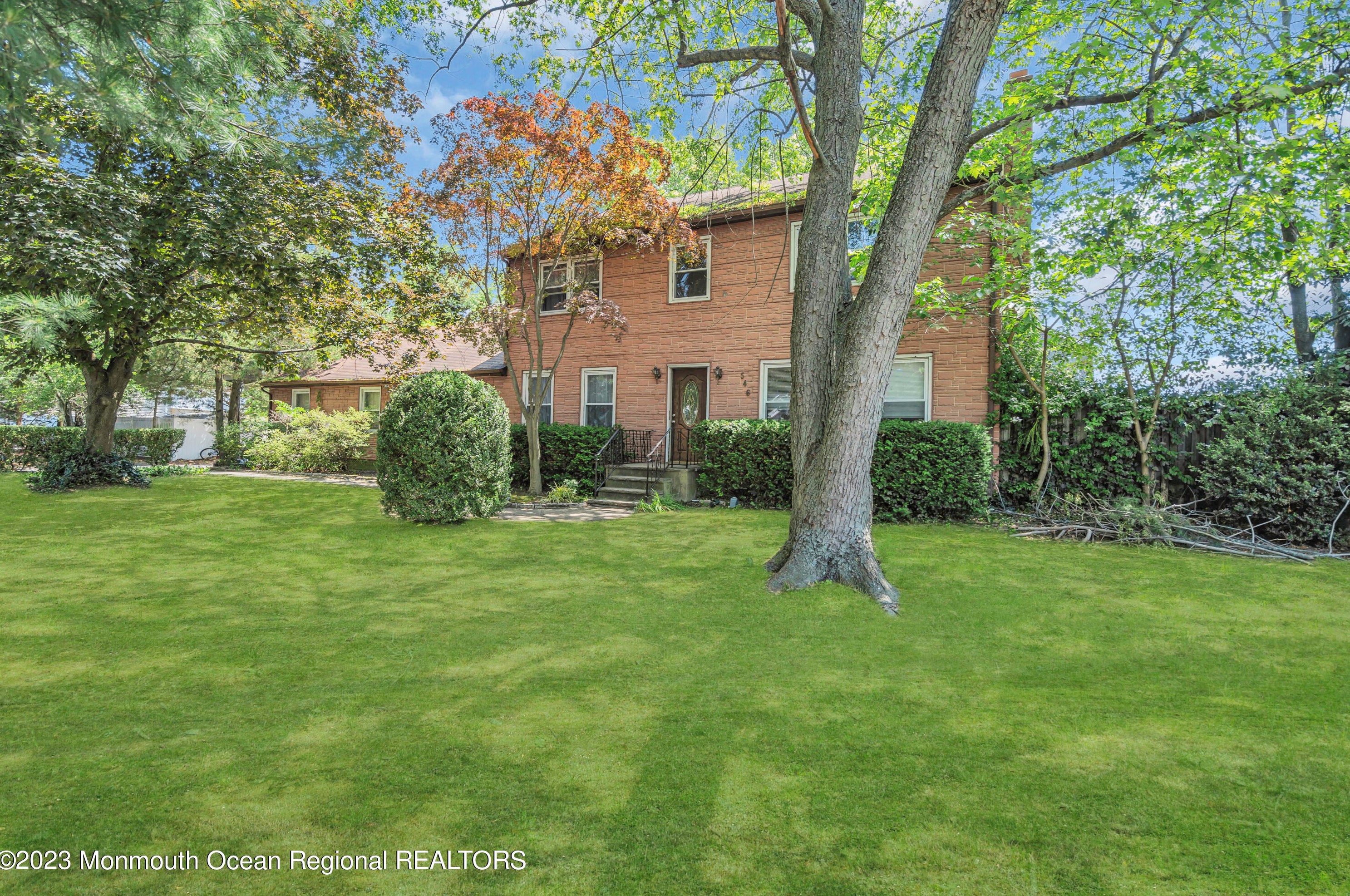 546 Palmer Ave, Middletown, NJ 07748