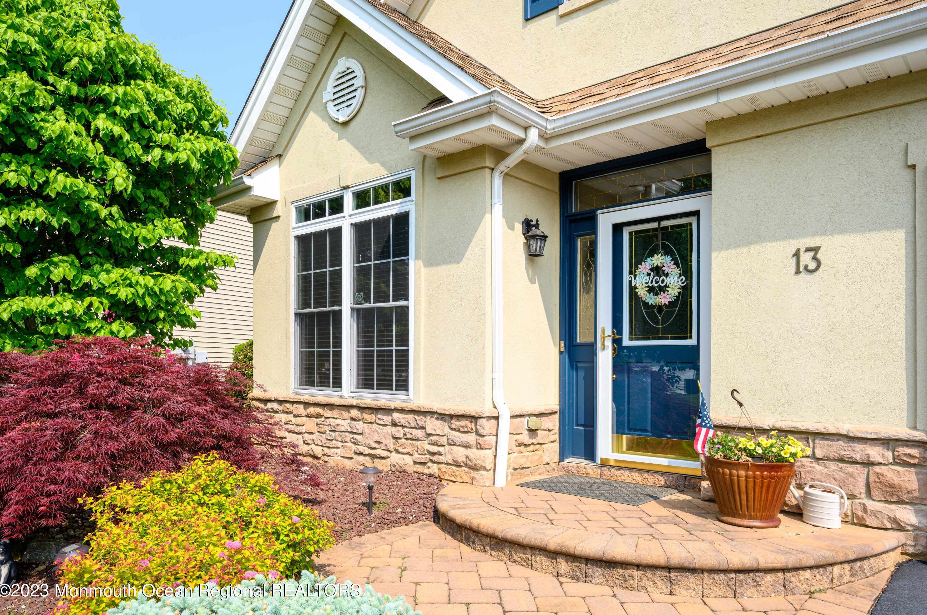 13 Crawford Rd, Millstone Township, NJ 07726-8394
