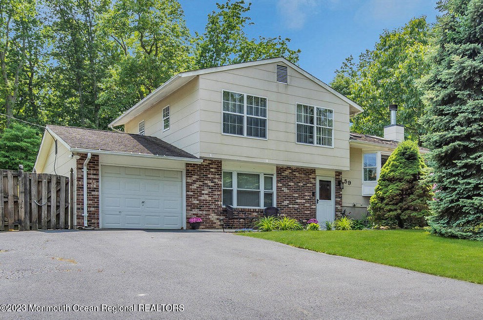 59 Vermont Ave, Jackson Twp, NJ 08527