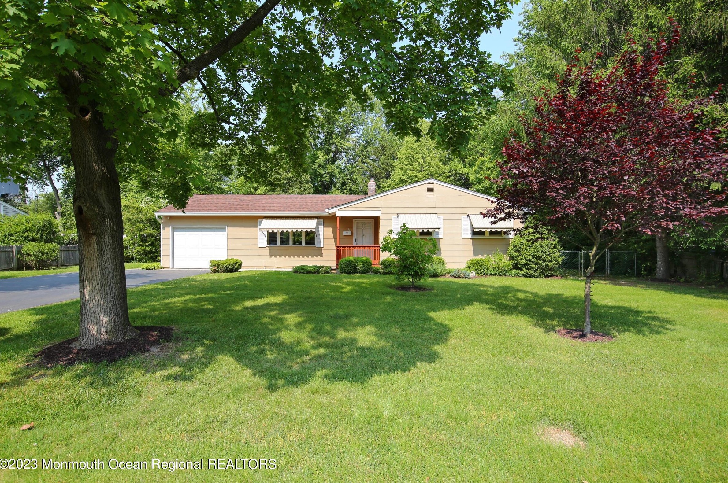 93 Poricy Ln, Tinton Falls, NJ 07701