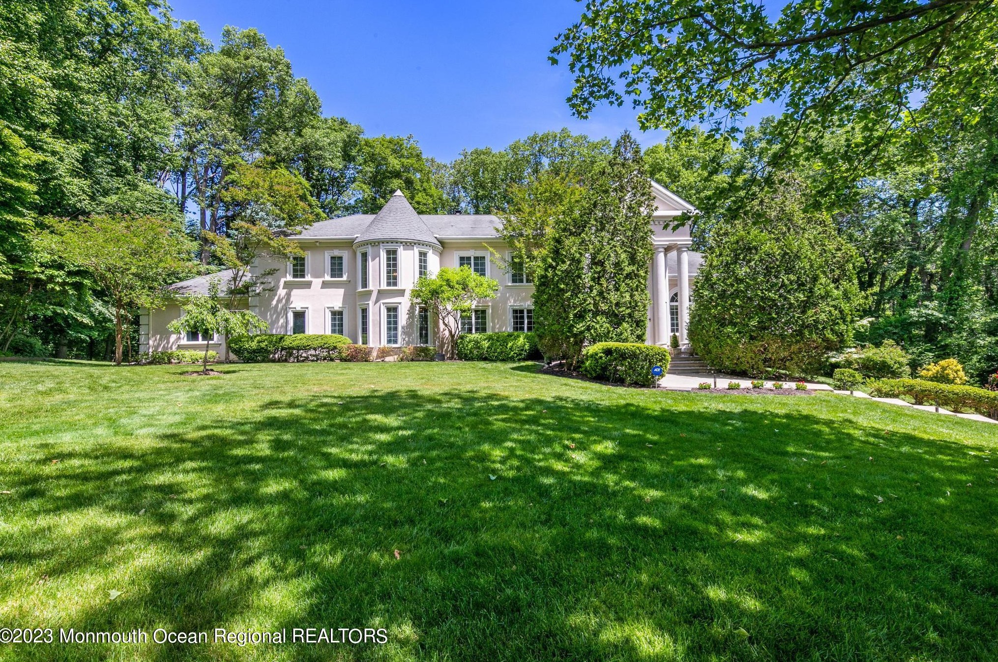 7 Timberslope Way, Holmdel Village, NJ 07733