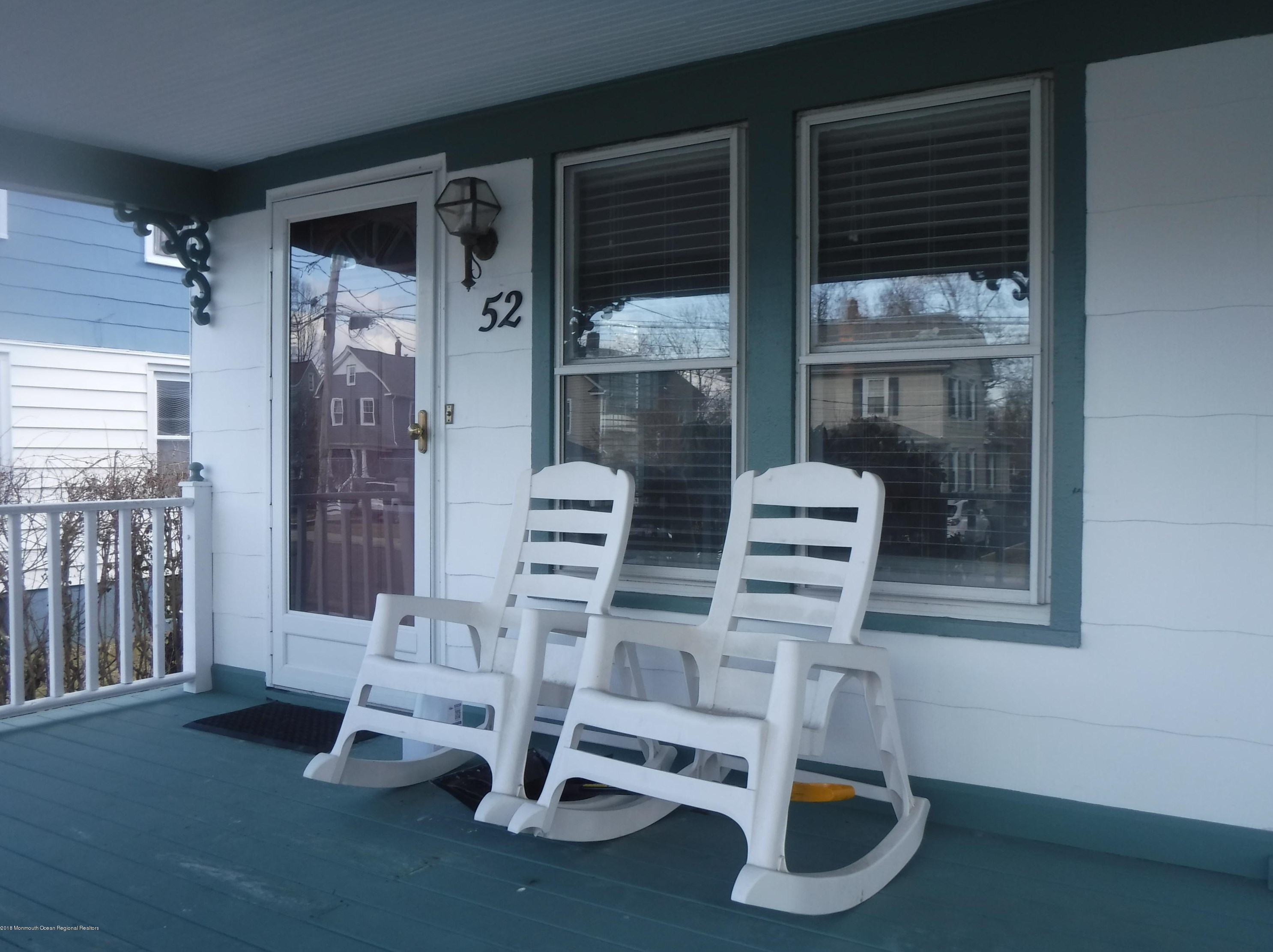 52 John St, Tinton Falls, NJ 07701