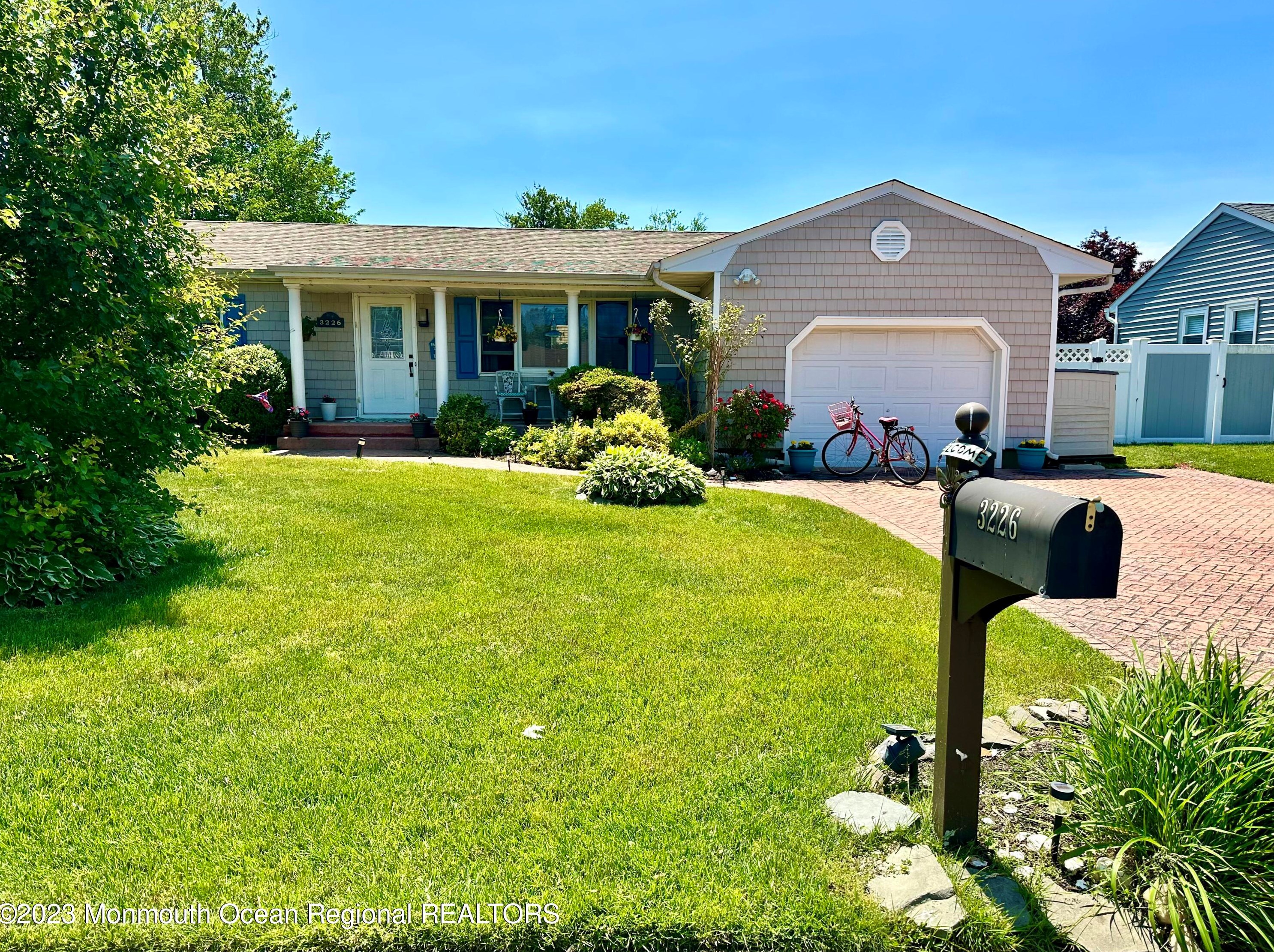 3226 Mattapan Ave, Point Pleasant Beach, NJ 08742