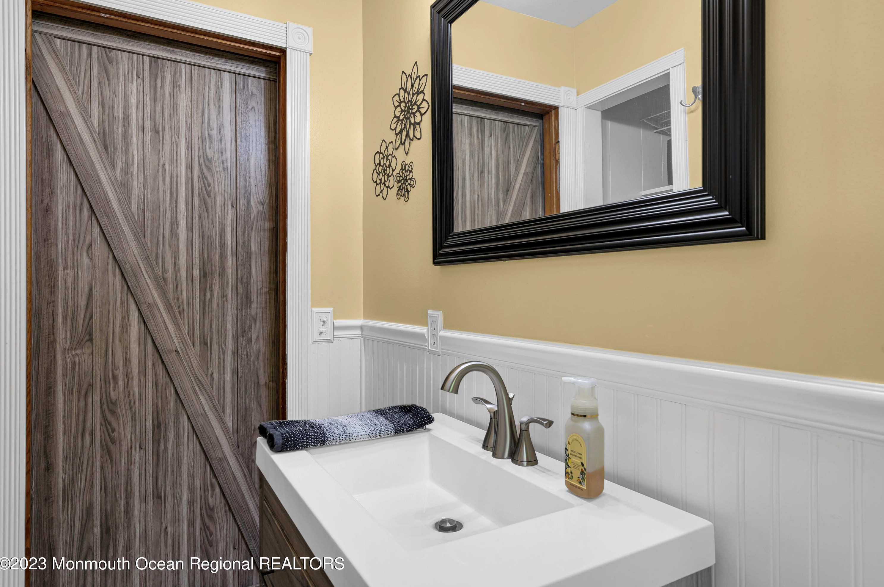 600 Forecastle Ave, Beachwood NJ 08722-2513 exterior