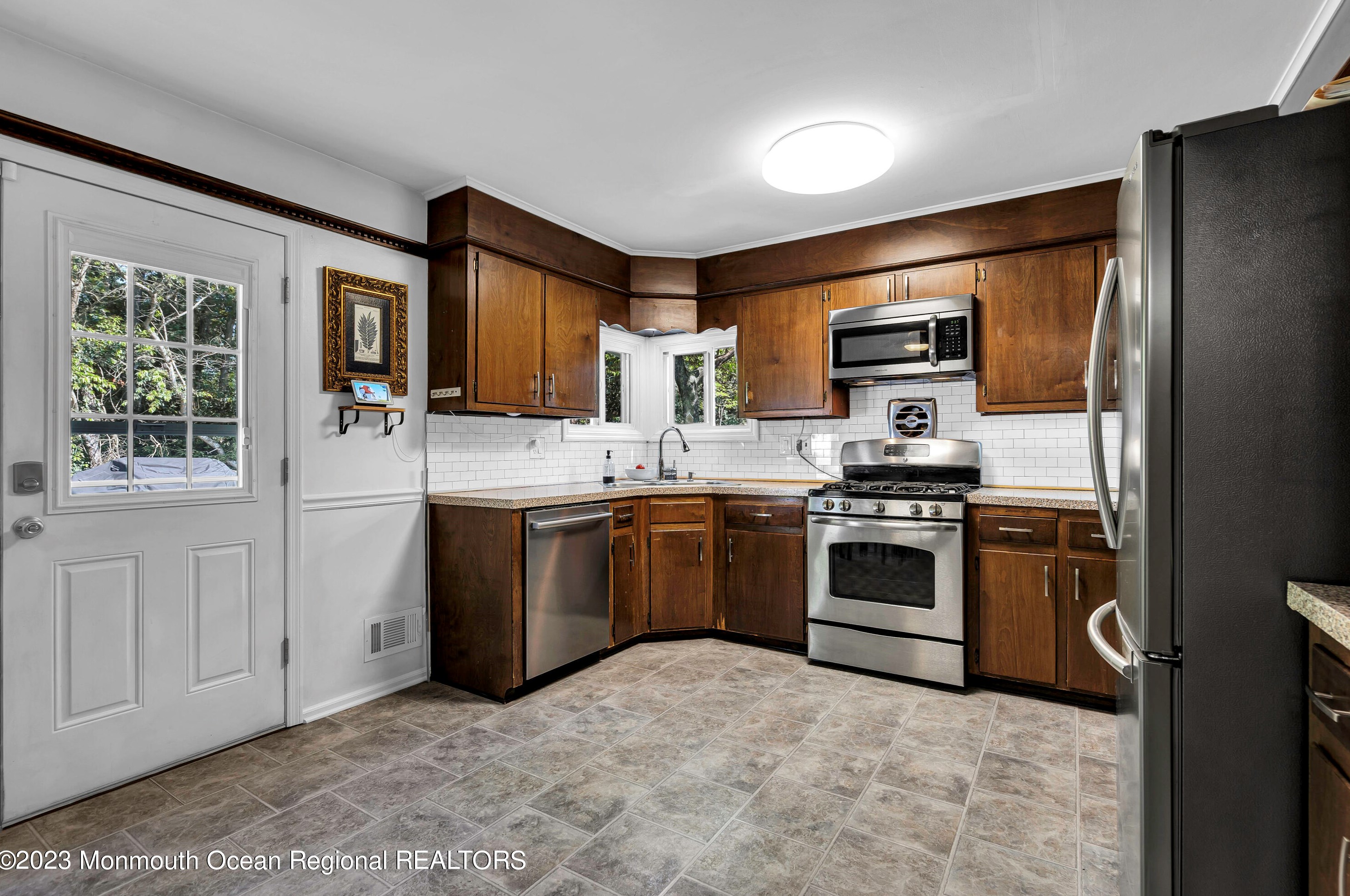 600 Forecastle Ave, Beachwood NJ 08722-2513 exterior