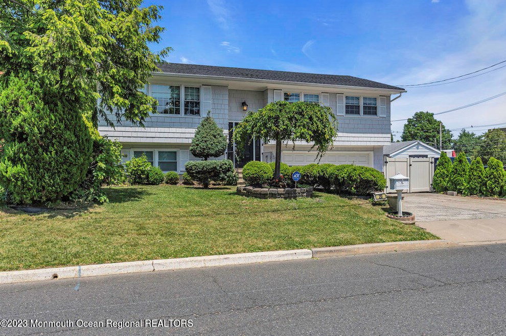 20 Monroe St, Keyport NJ  07735-1461 exterior