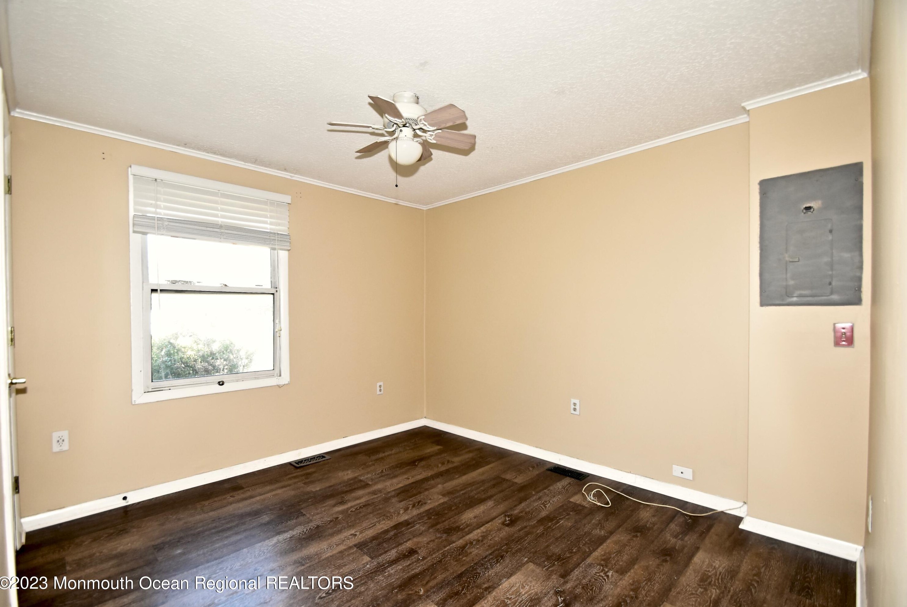 1212 Middlesex St, Toms River NJ 08757-1816 exterior