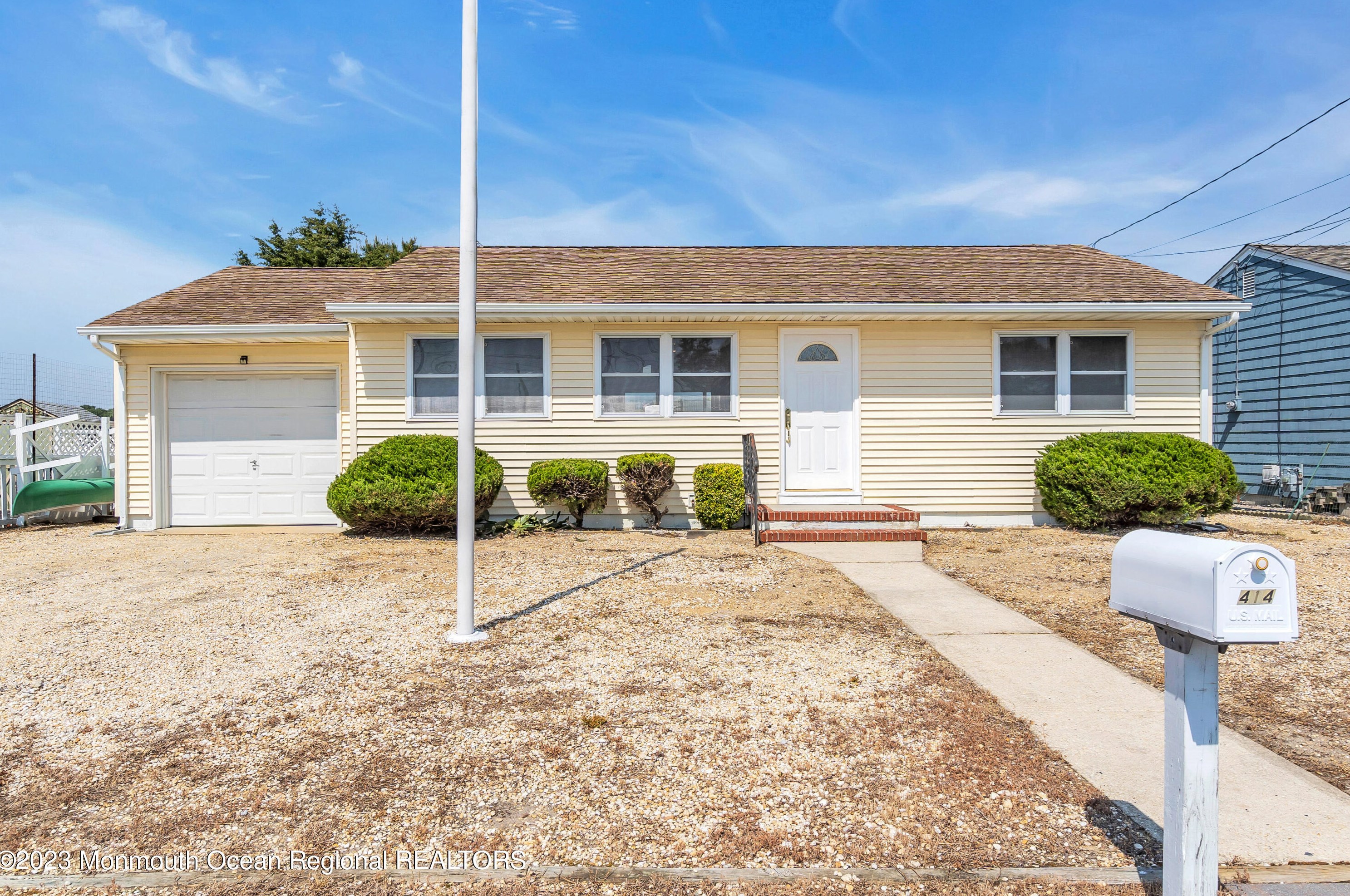 414 Whyatt Ct, Lacey, NJ 08731