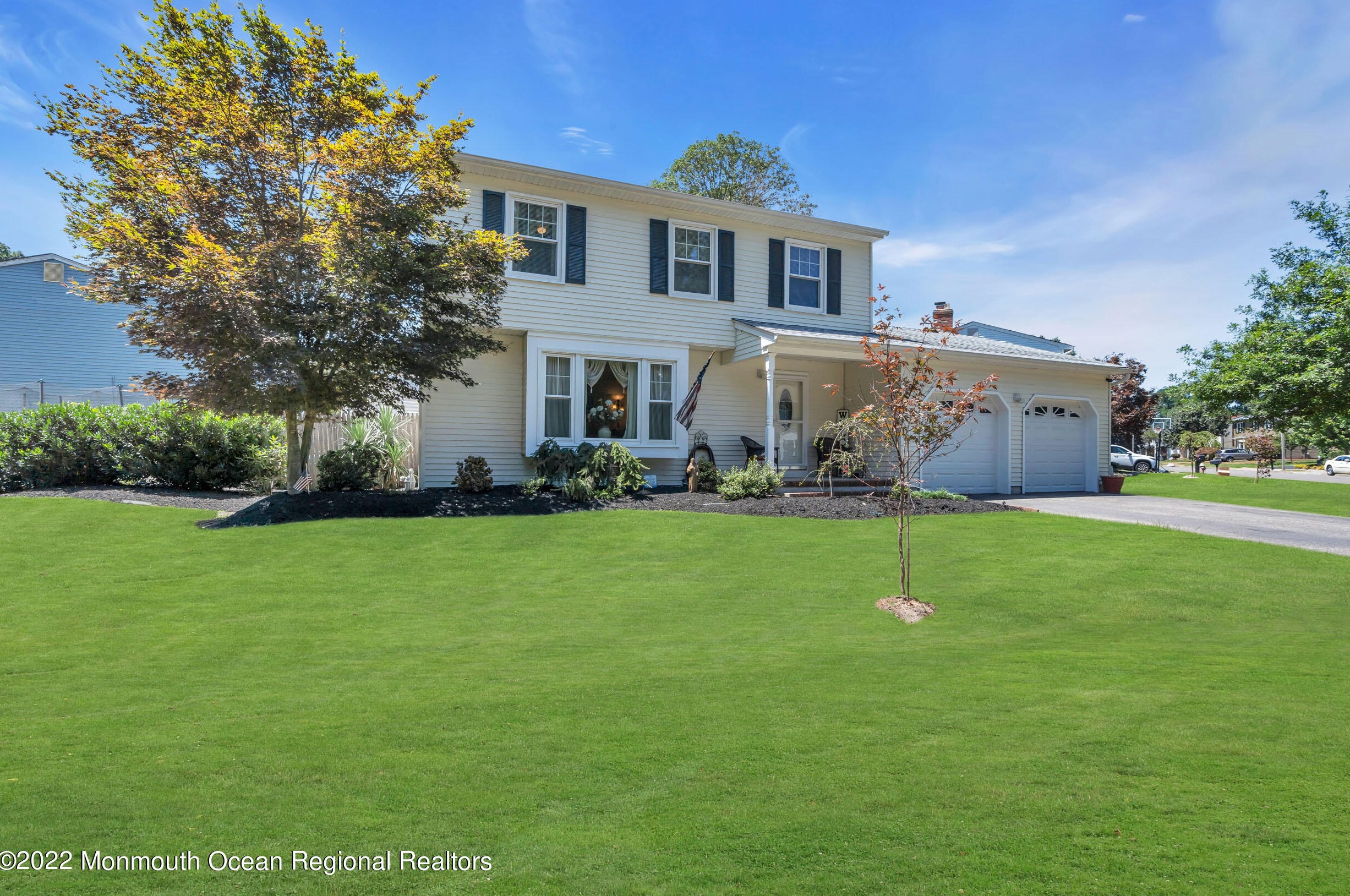 25 Cherry Tree Cir, Wall Township, NJ 07731-1546