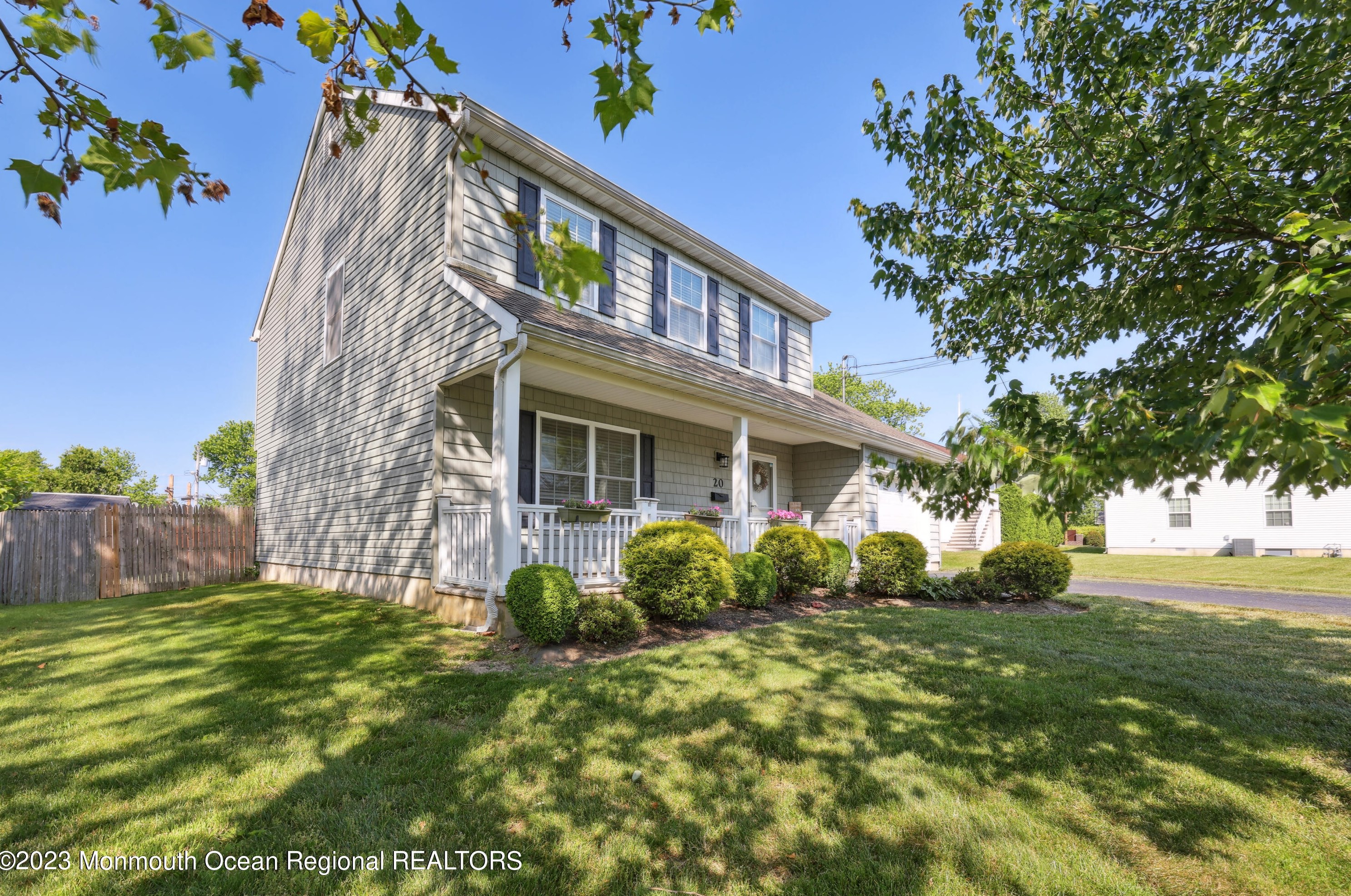 20 Strachan St, Cliffwood, NJ 07721