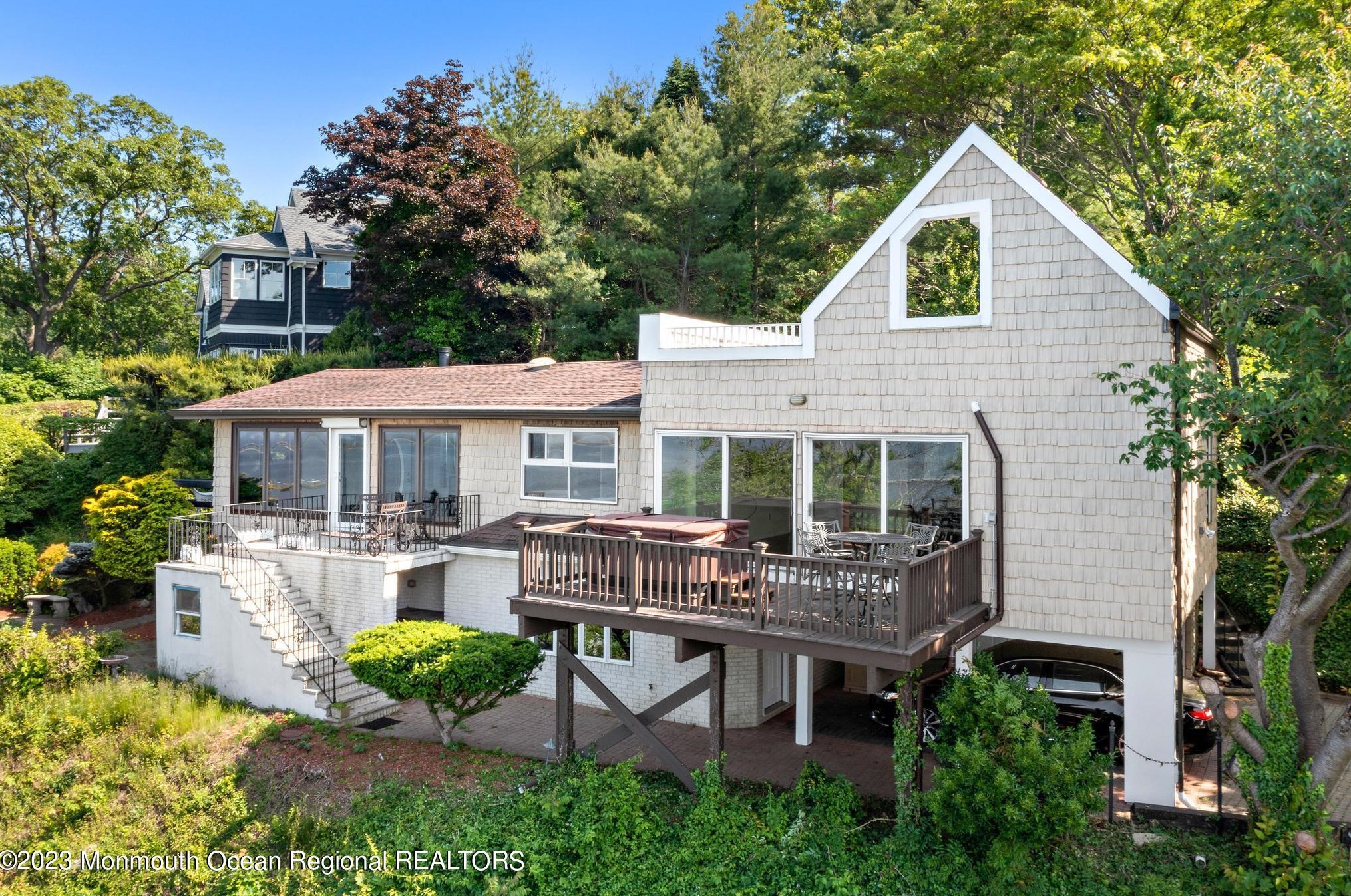2 Hill Rd, Atlantic Highlands, NJ 07716