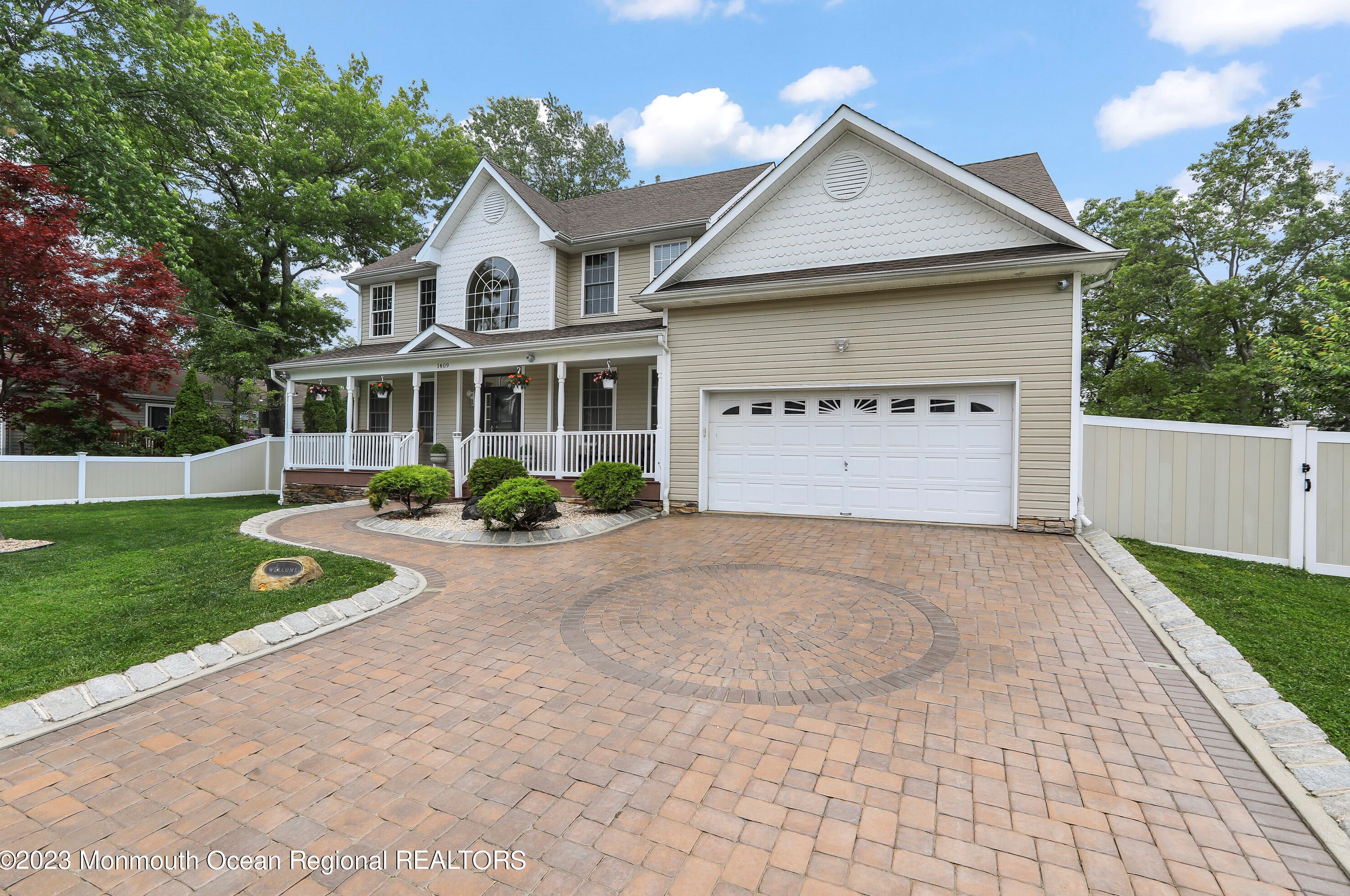 1409 Birmingham Ave, Toms River NJ 08757-1440 exterior