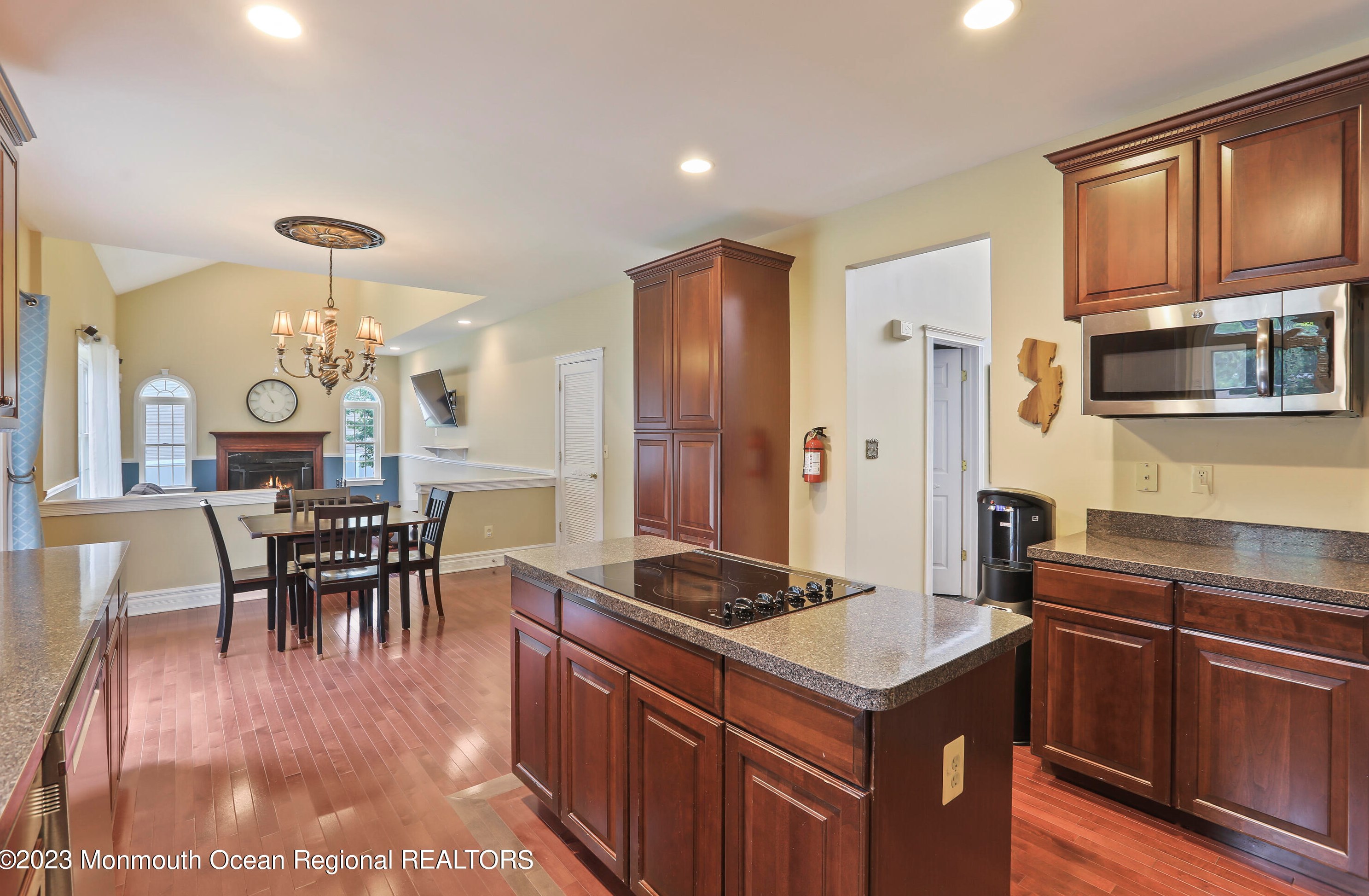 1409 Birmingham Ave, Toms River NJ 08757-1440 exterior