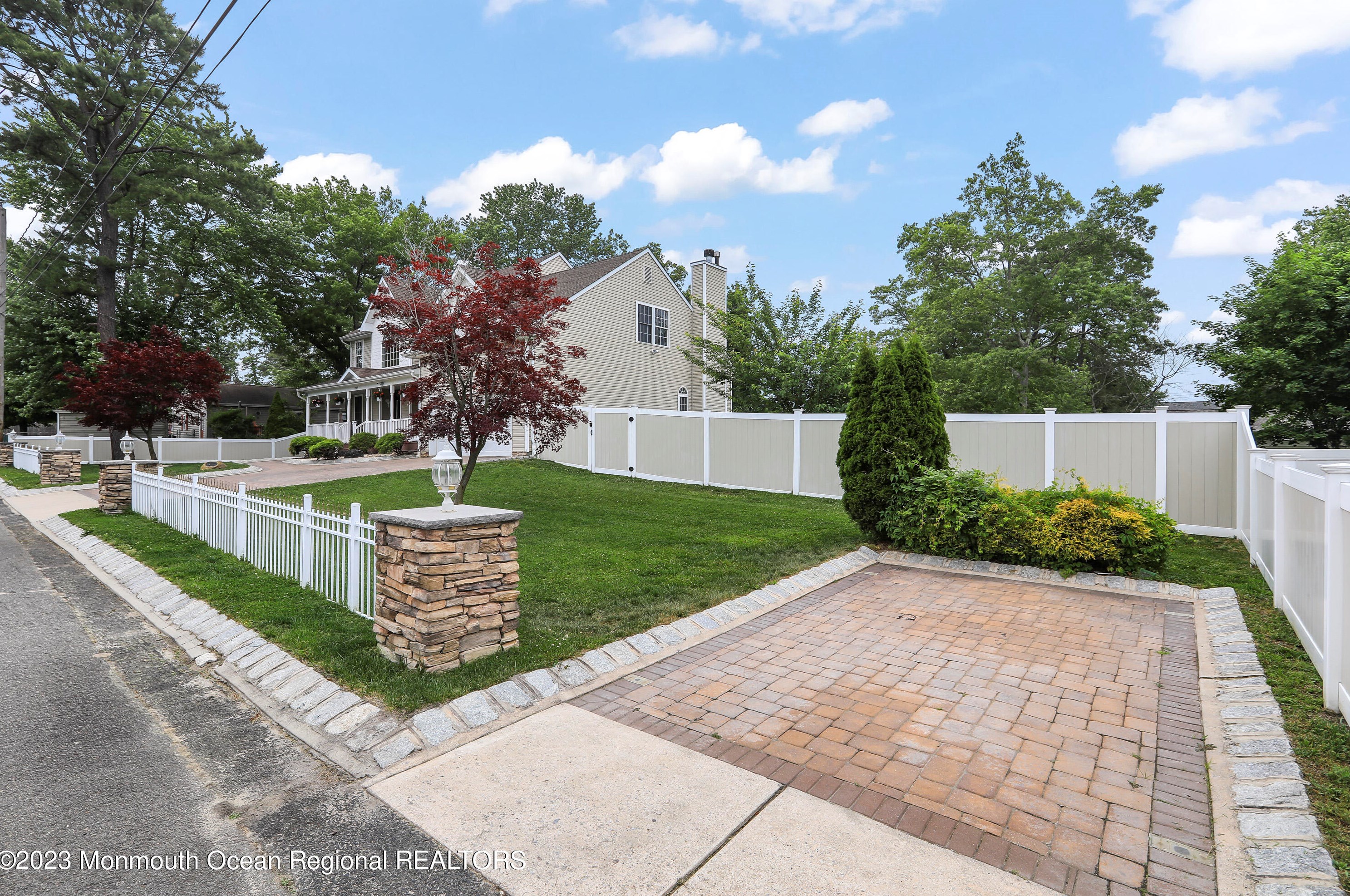 1409 Birmingham Ave, Toms River NJ 08757-1440 exterior