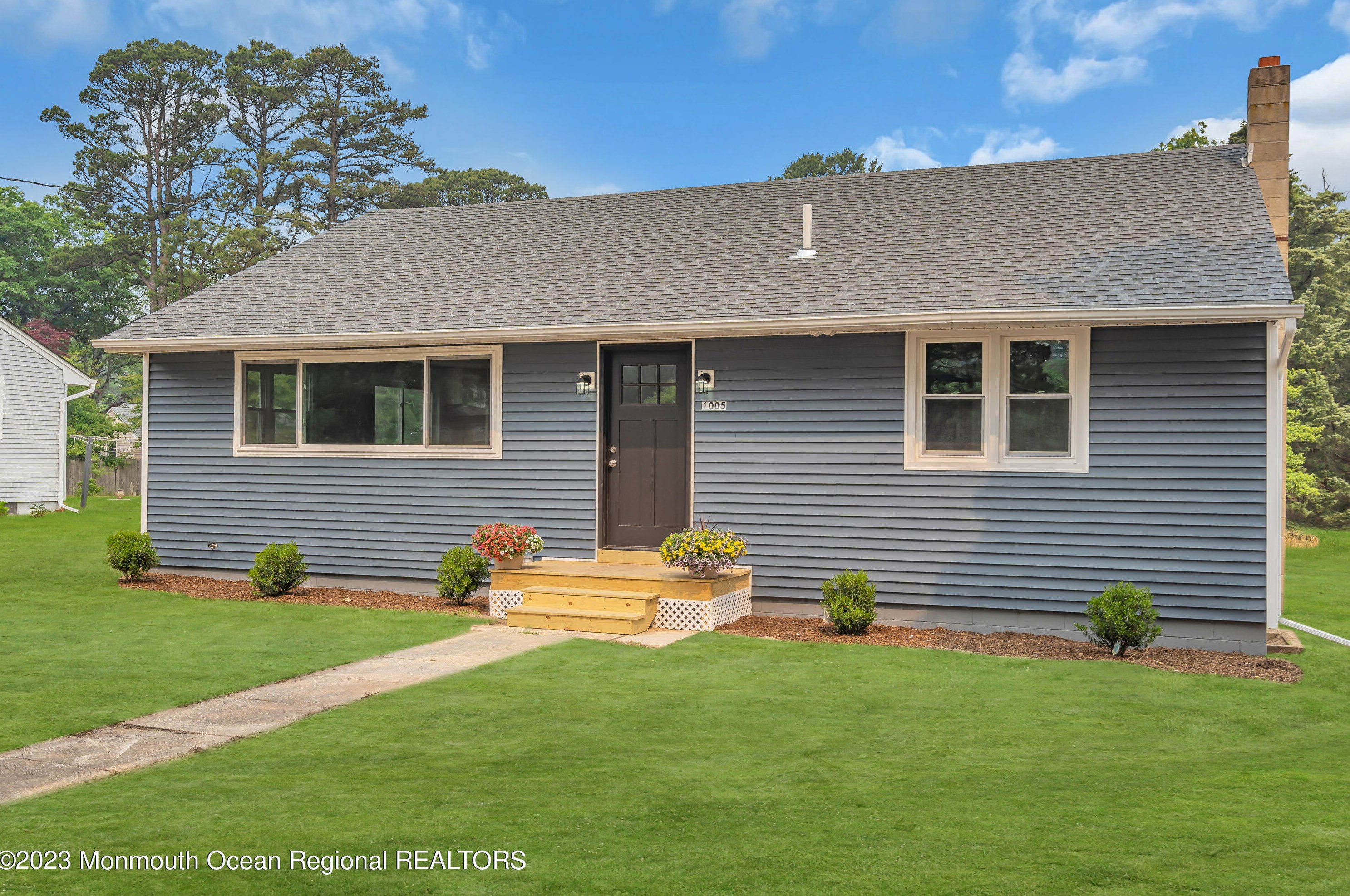 1005 Berry Ave, Tuckerton, NJ 08087