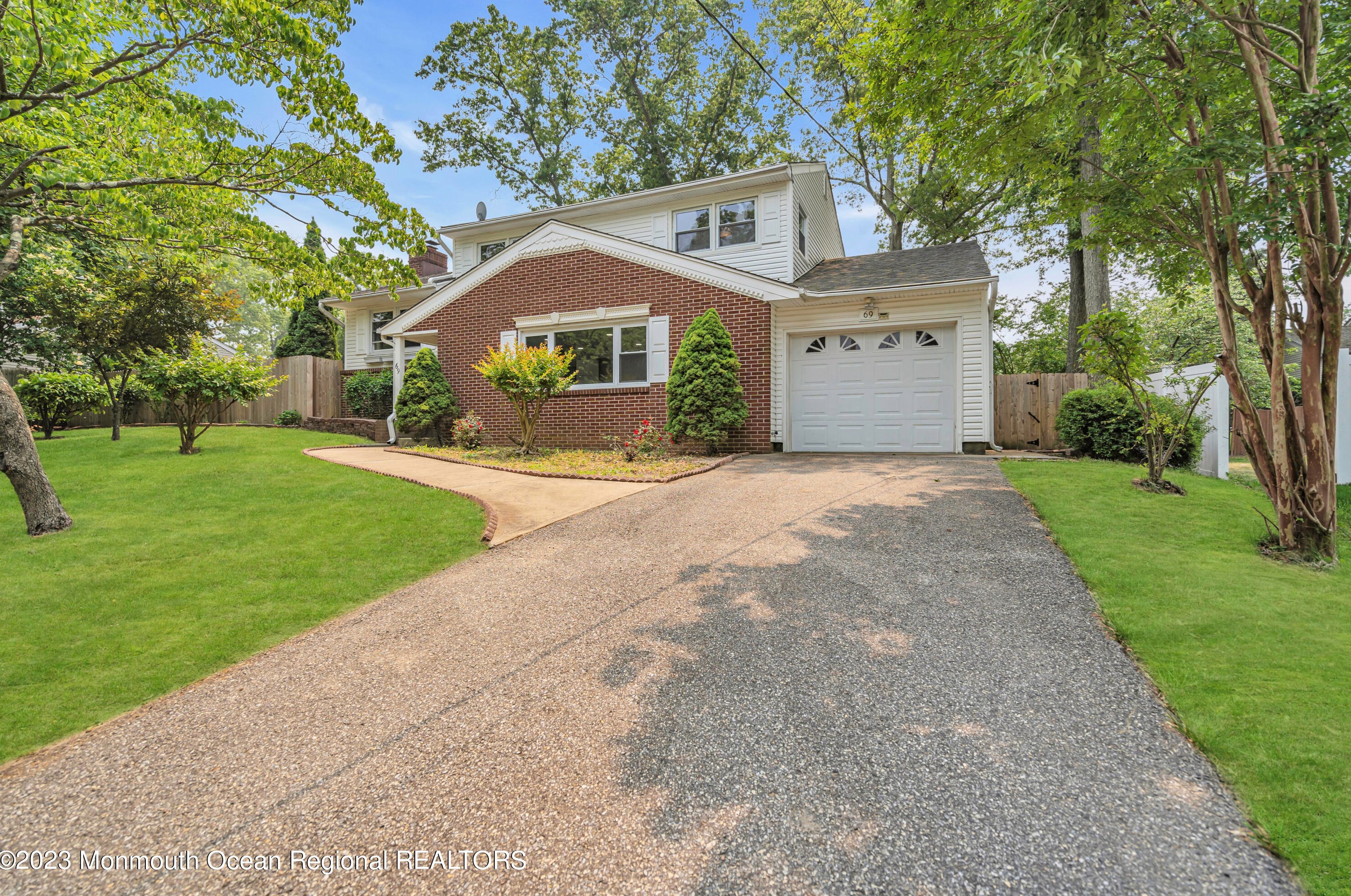 69 Shady Nook Dr, Toms River NJ  08755-5126 exterior