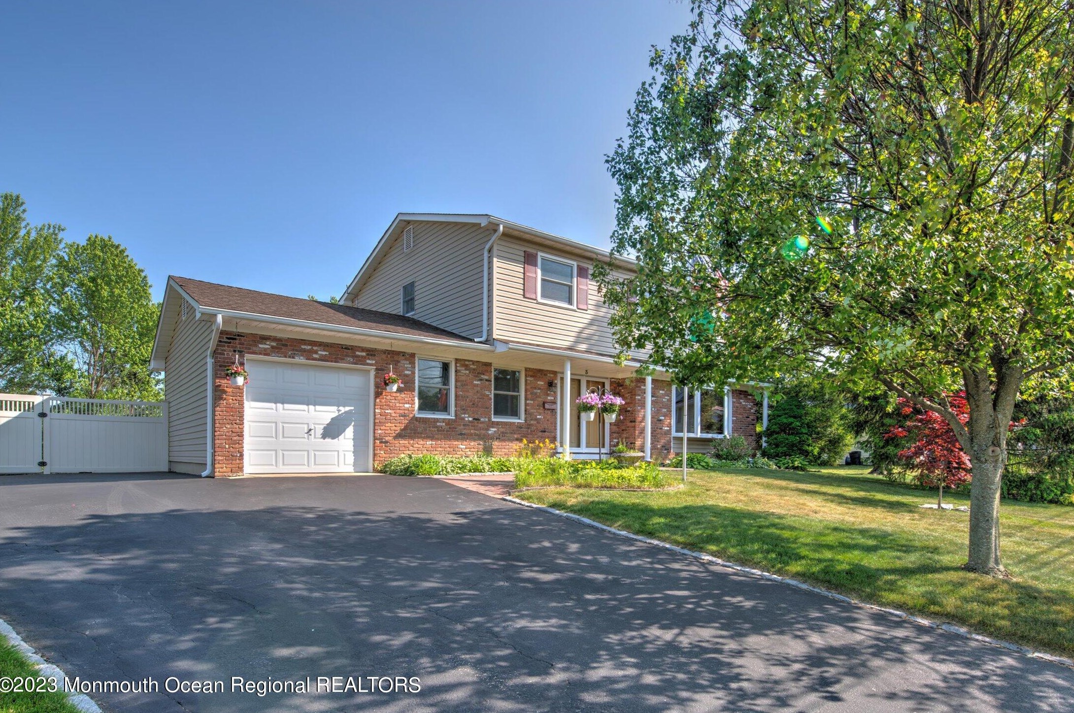 3 Kingsport Dr, Wall Township, NJ 07731-2123