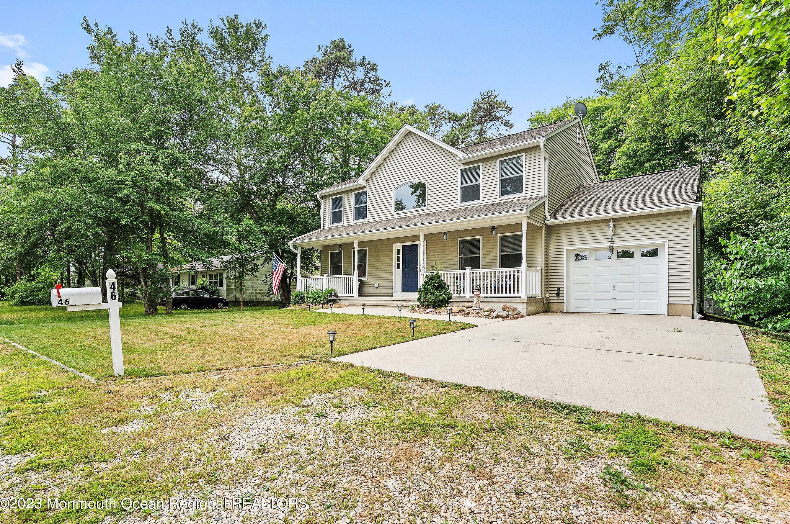 46 Willow St, Waretown, NJ 08758-1550