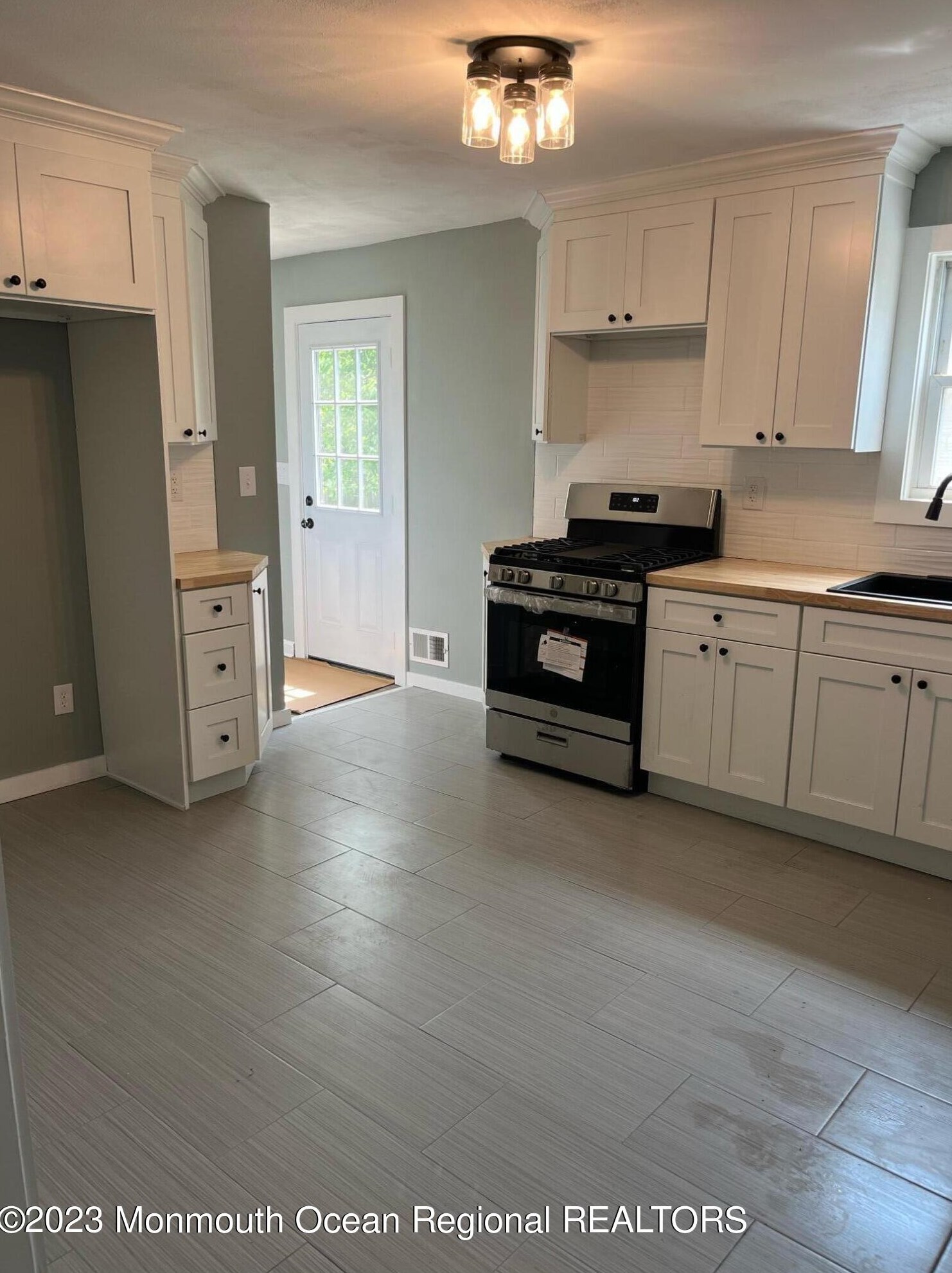 505 Mayfair Ln, Wall Township, NJ 07753-4212